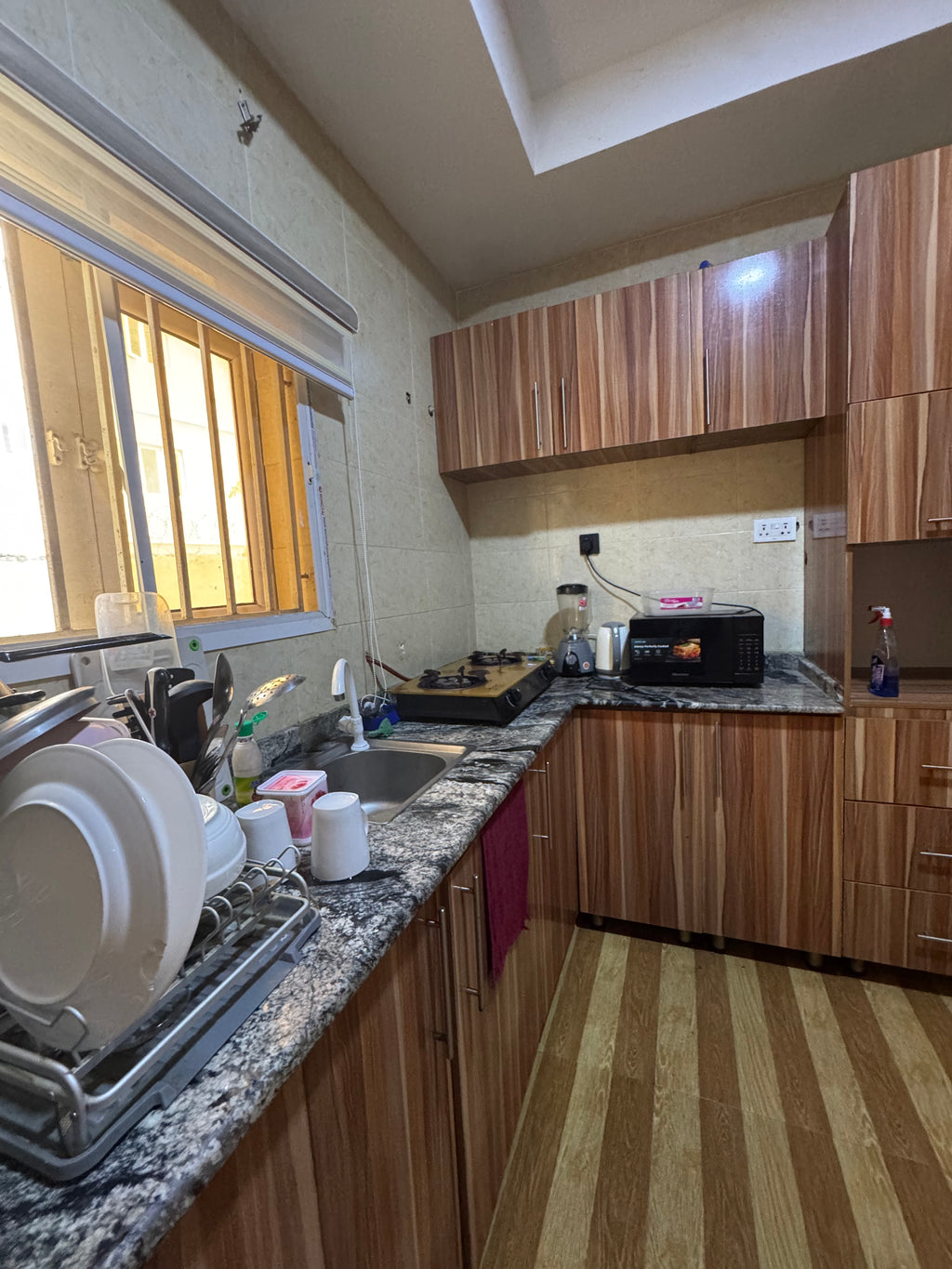 Luxury 1-Bedroom Apartment – Flat 2, Jahi (By Gilmore), Abuja

₦1,350,000 per month