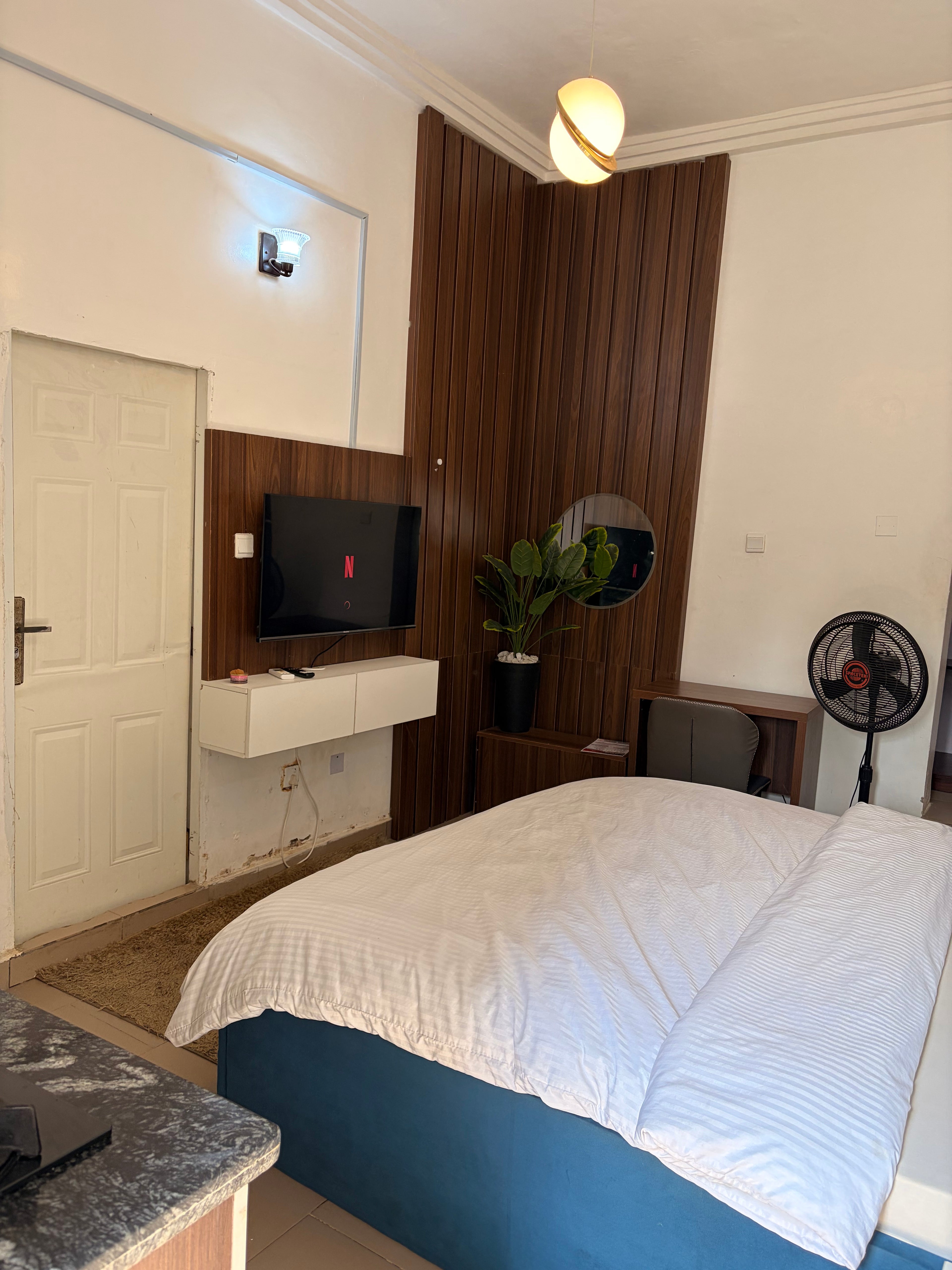 Studio apt-Wuye