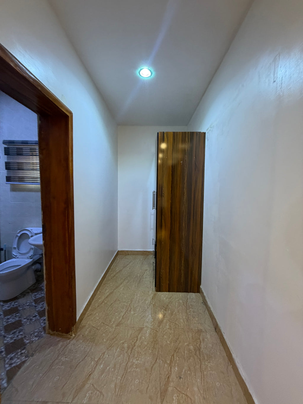 Jahi 1 bedroom flat 3