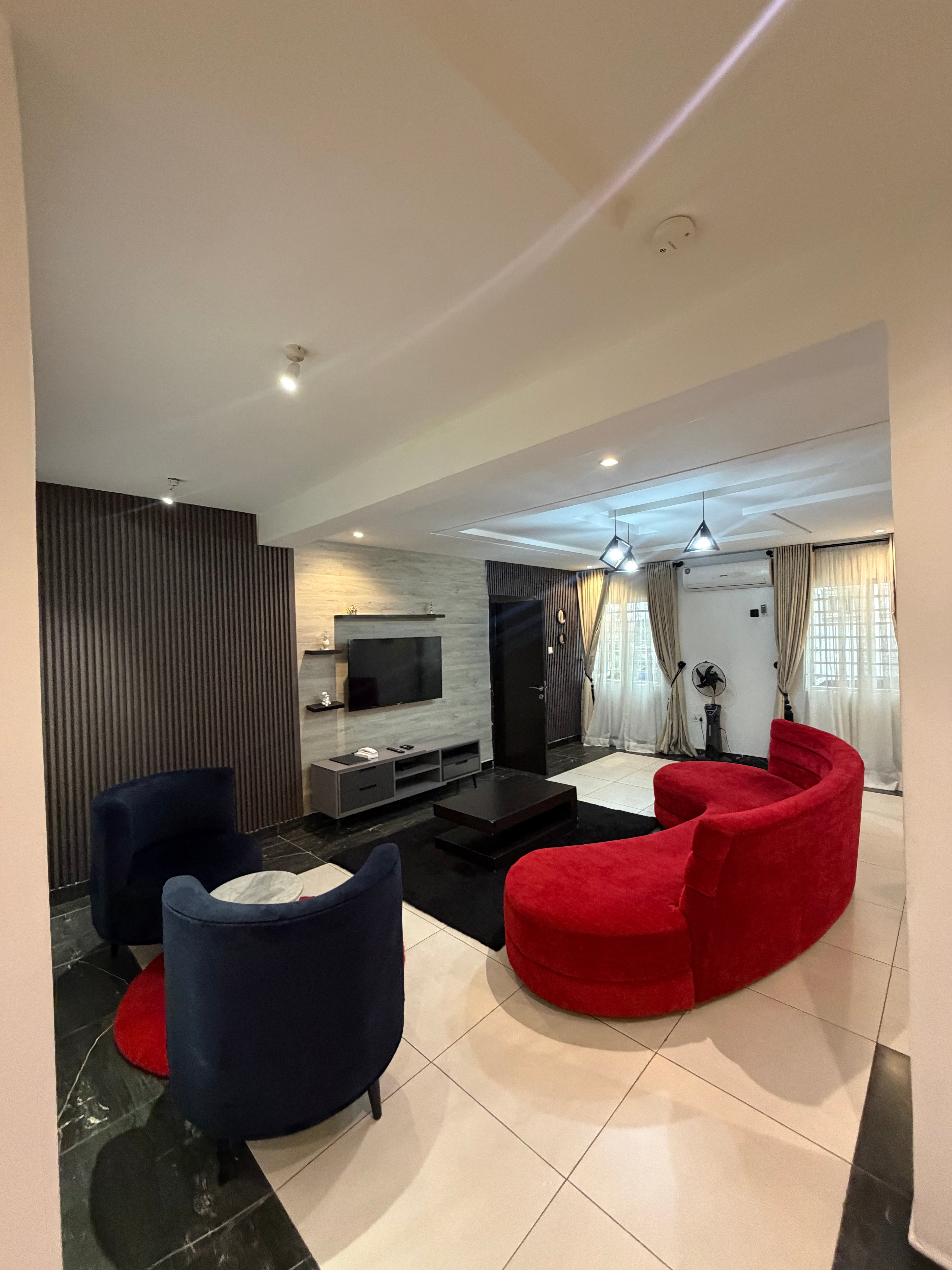 Modern 2-Bedroom Apartment – Wuye, Abuja