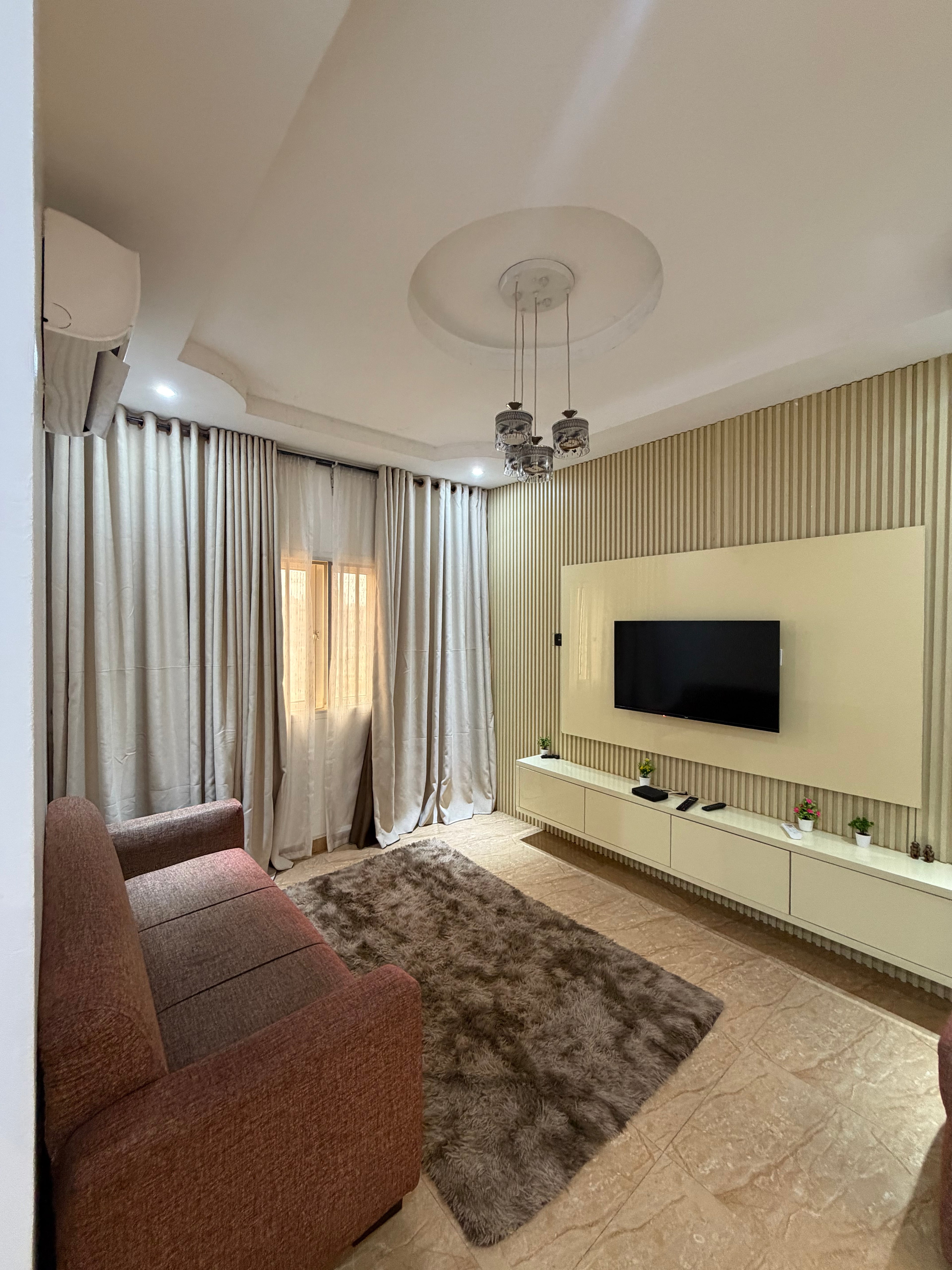 Jahi 1 bedroom flat 3