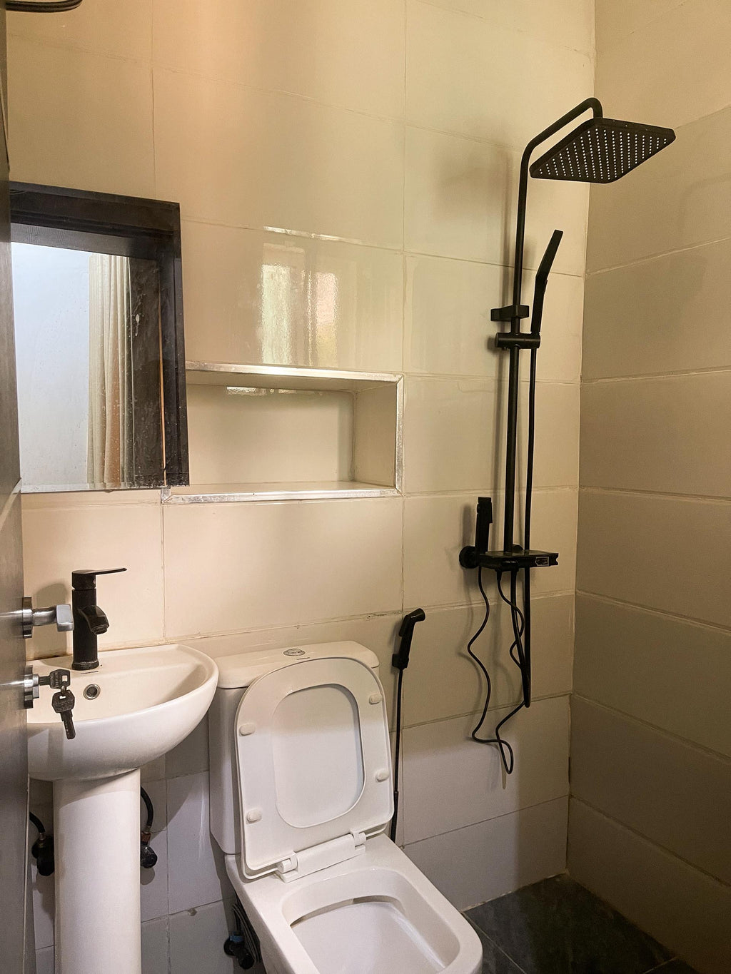 Single room Wuye WiFi 24 hours electricity