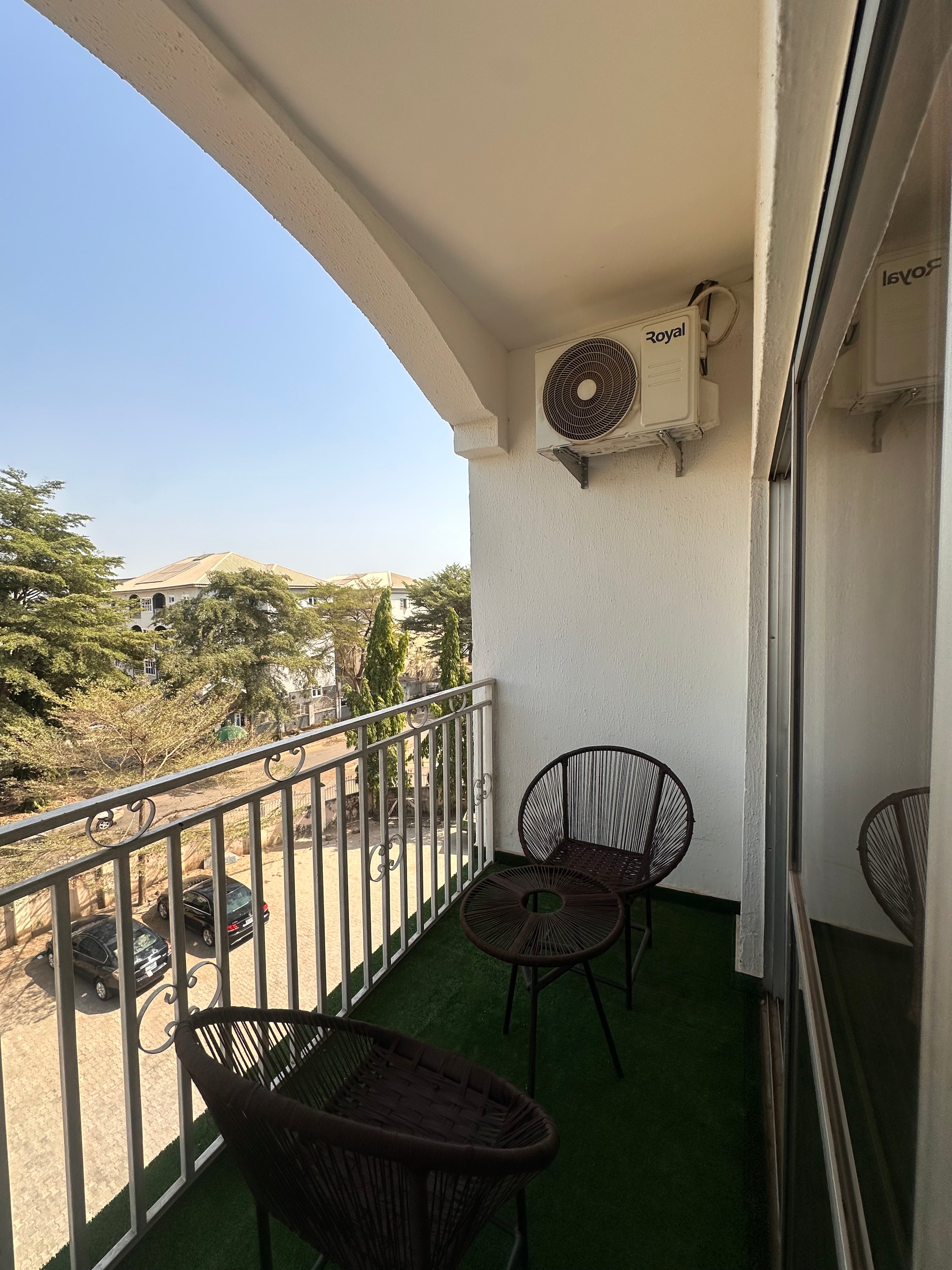 Studio Apartment – 4th Floor with Balcony View | Utako