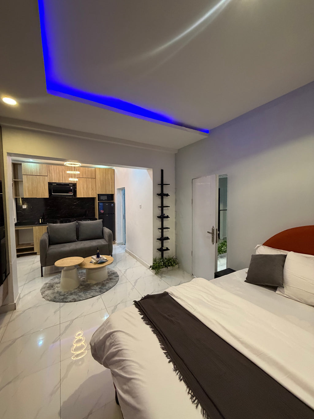 Big Studio Apartment with PS5 – Jahi, Abuja