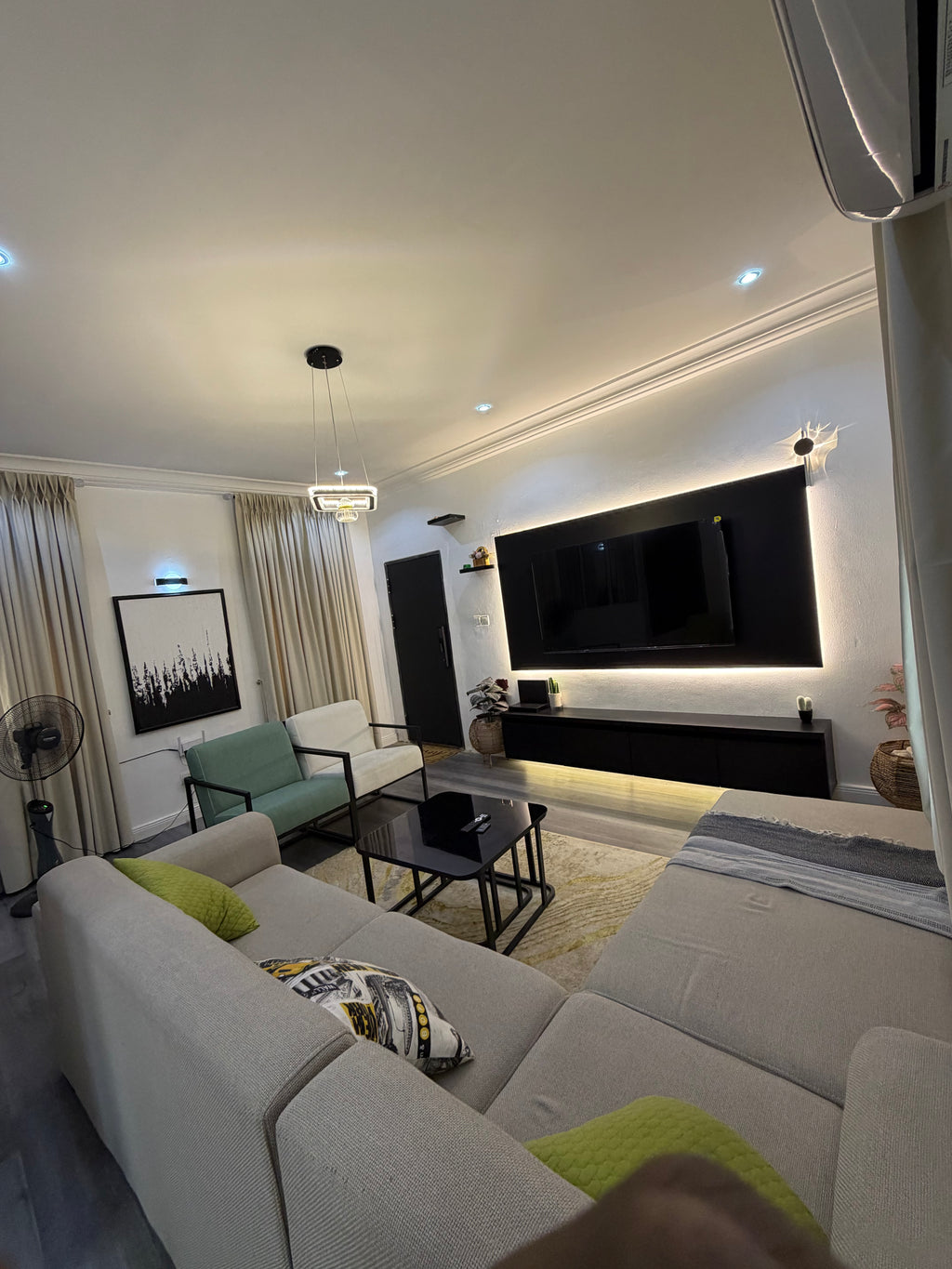 Luxury 1-Bedroom Apartment – Utako, Abuja