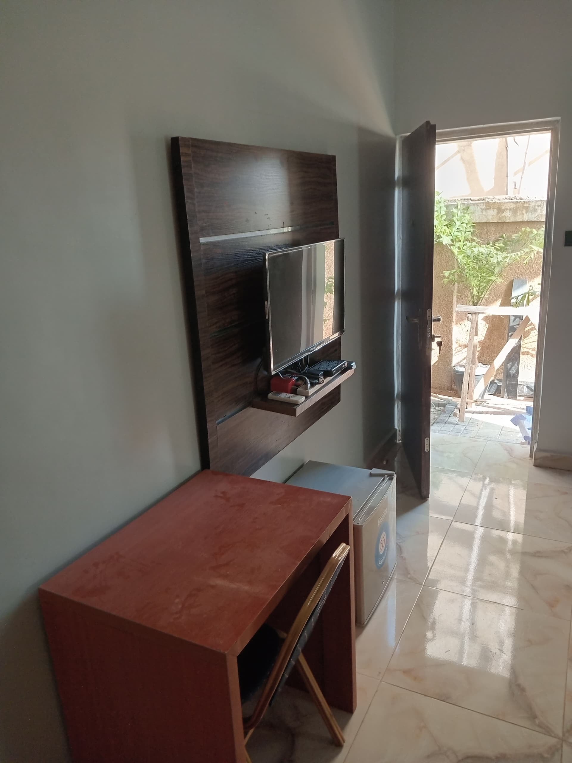 Studio Apartment with Pool – Lifecamp