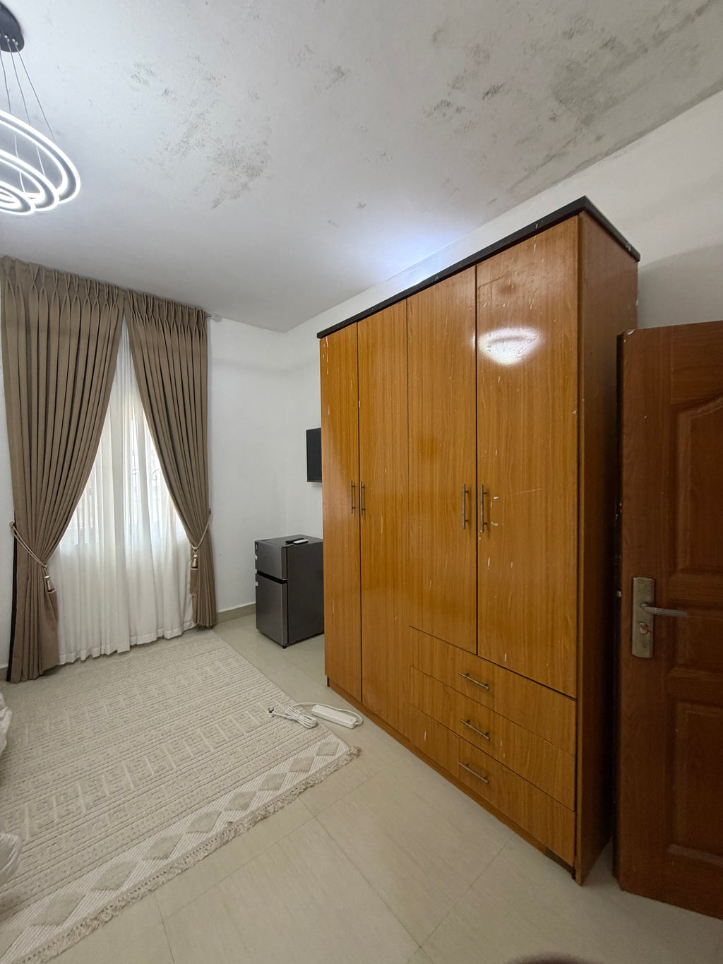 Luxury 2-Bedroom Apartment – Wuye, Abuja
₦3,000,000 per month