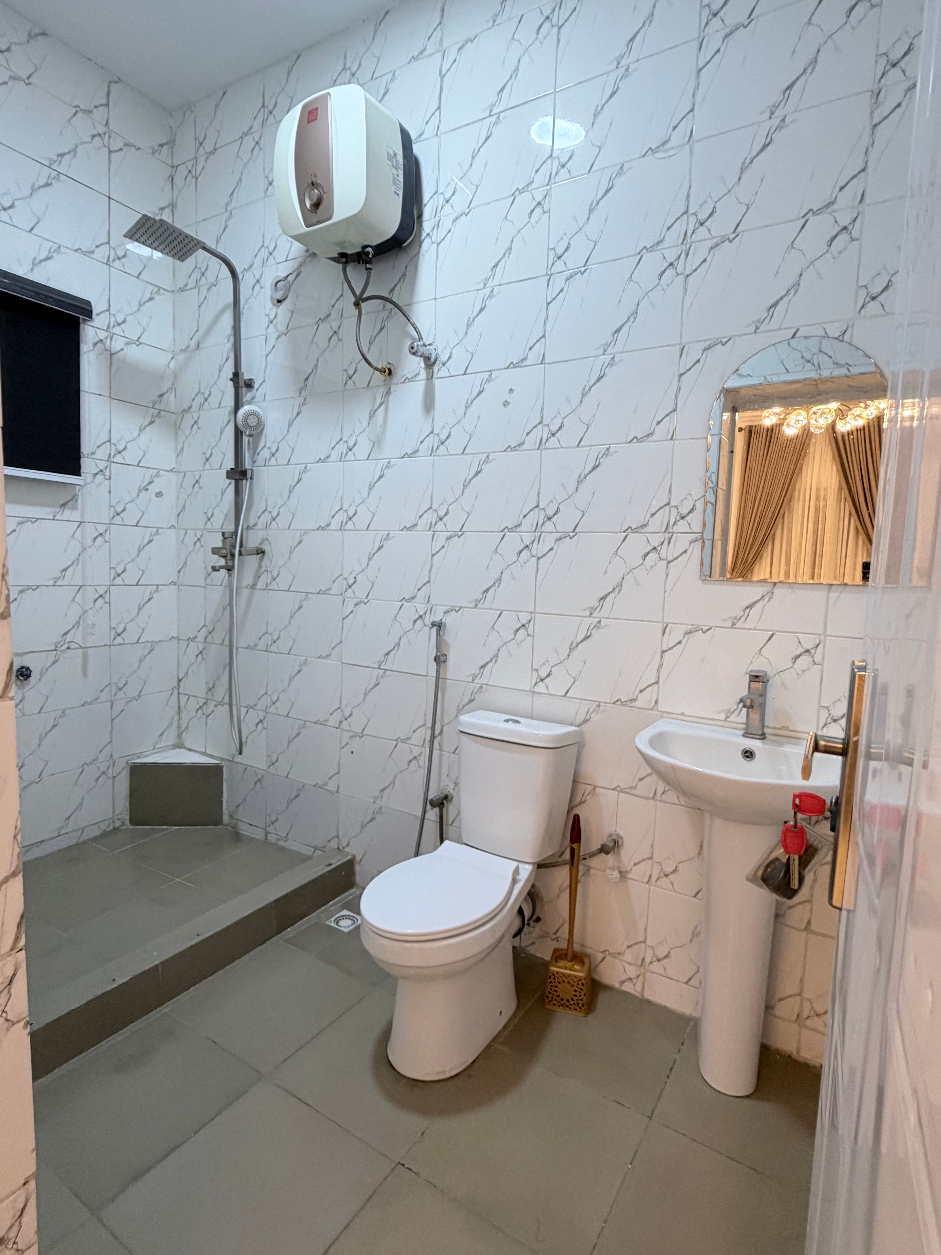 1-Bedroom Apartment with Snooker Table – Wuye