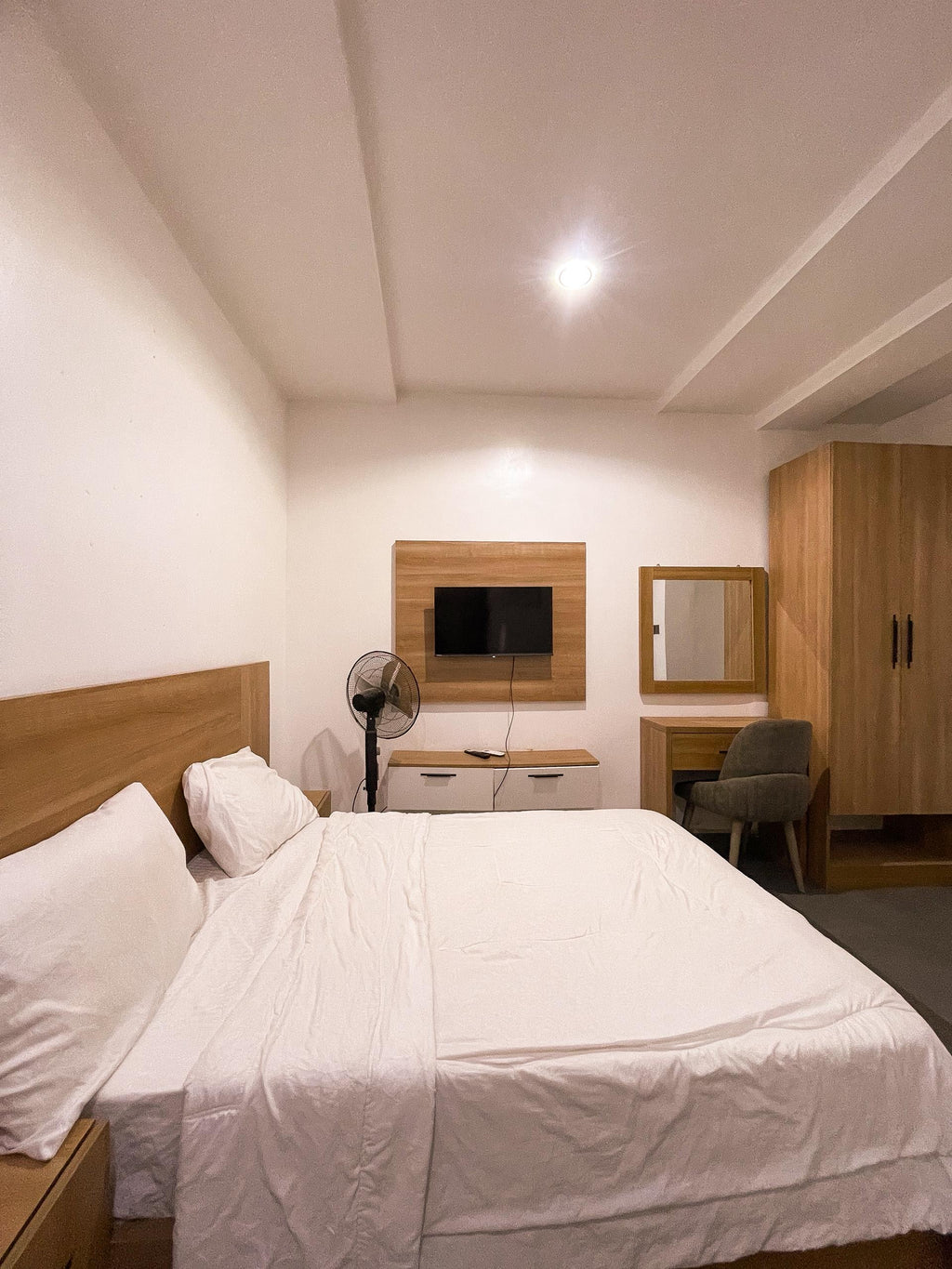 Single room Wuye WiFi 24 hours electricity