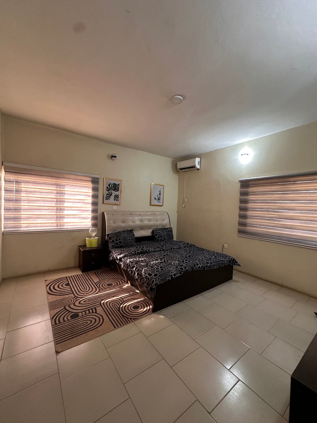 Cute 2 bedroom utako 24 hours electricity WiFi security