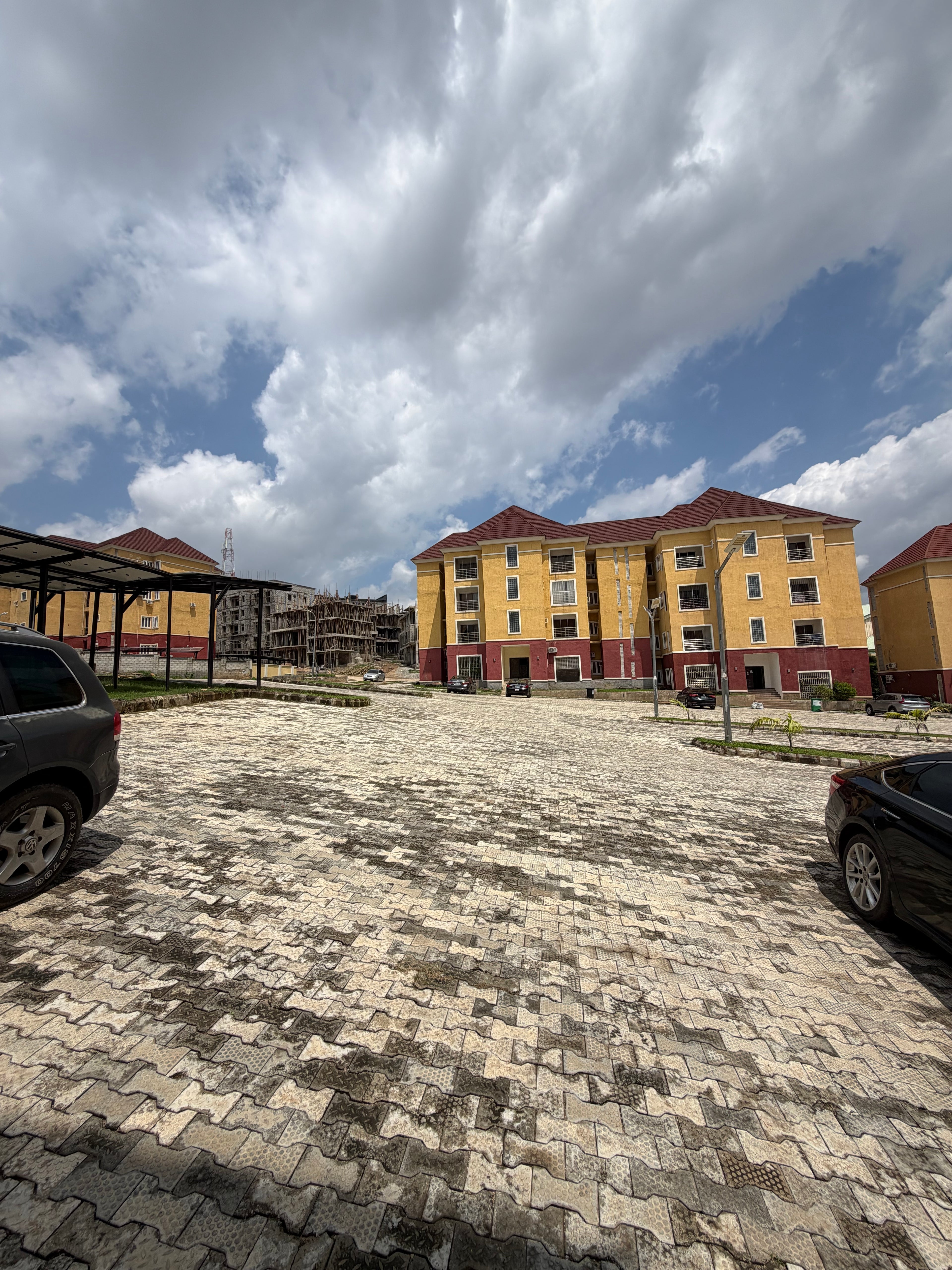 Luxury 2-Bedroom Apartment – Guzape, Abuja