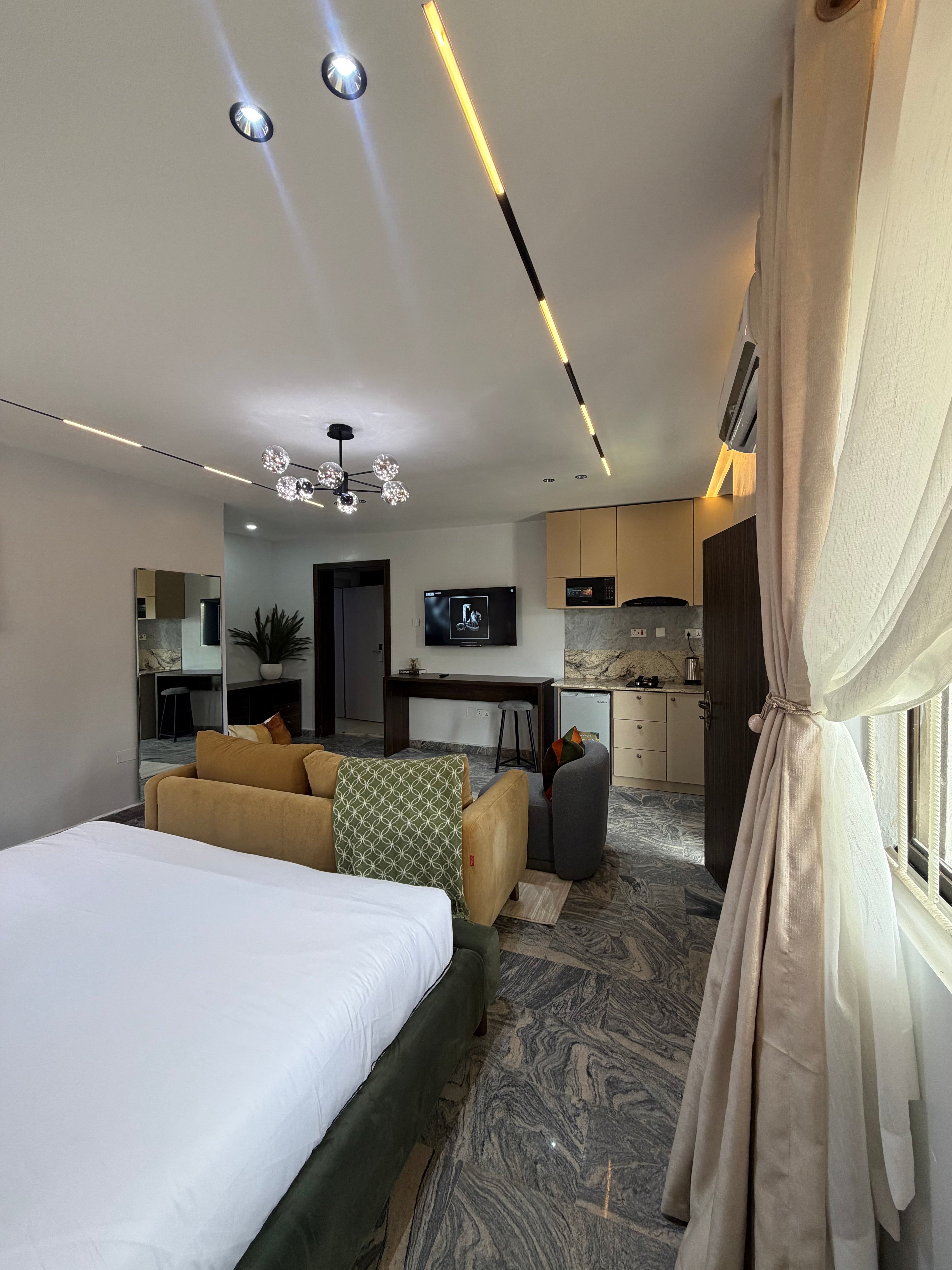 Luxury Studio Apartment – Wuse, Abuja
₦120,000 per night