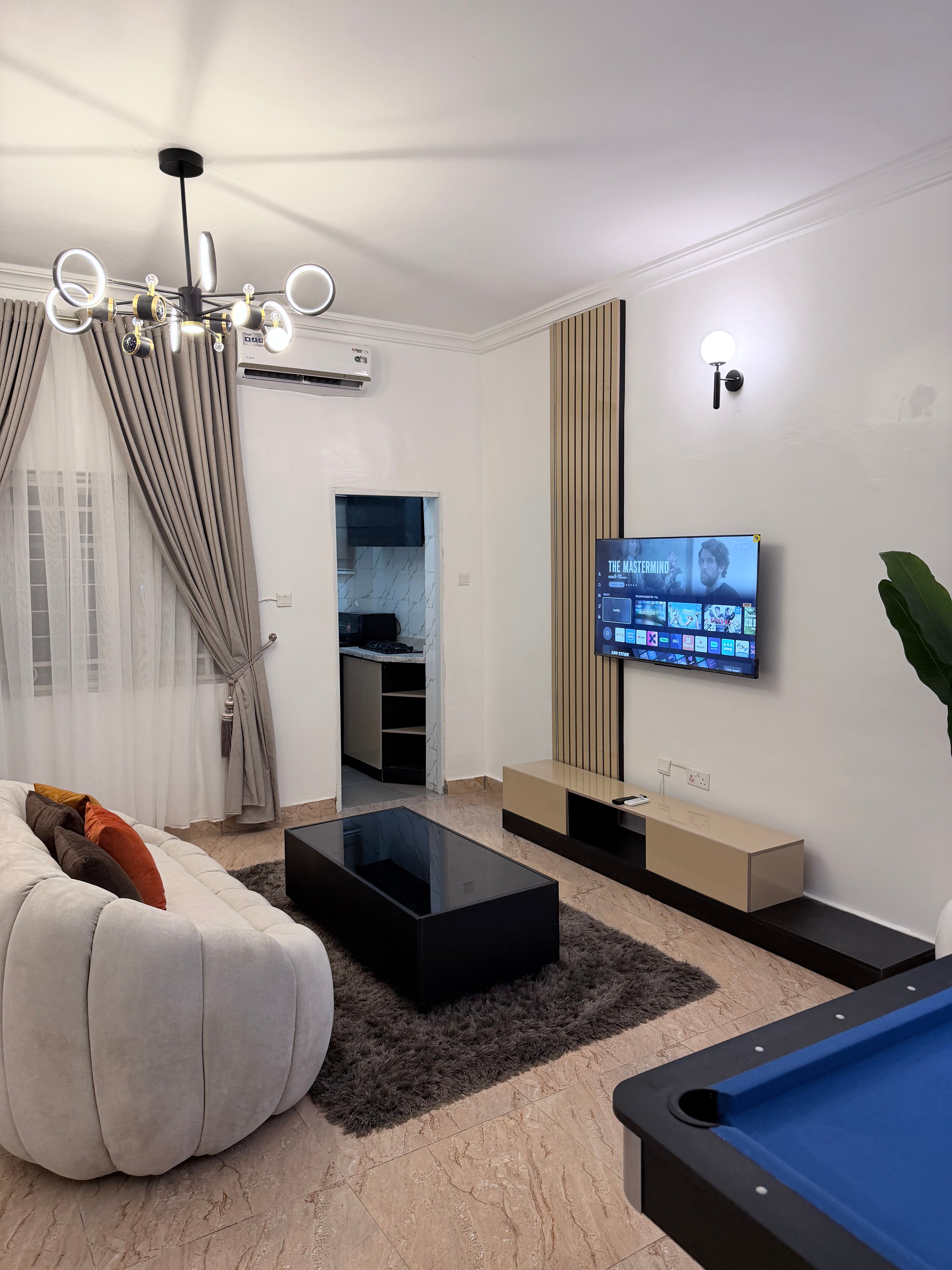 1-Bedroom Apartment with Snooker Table – Wuye