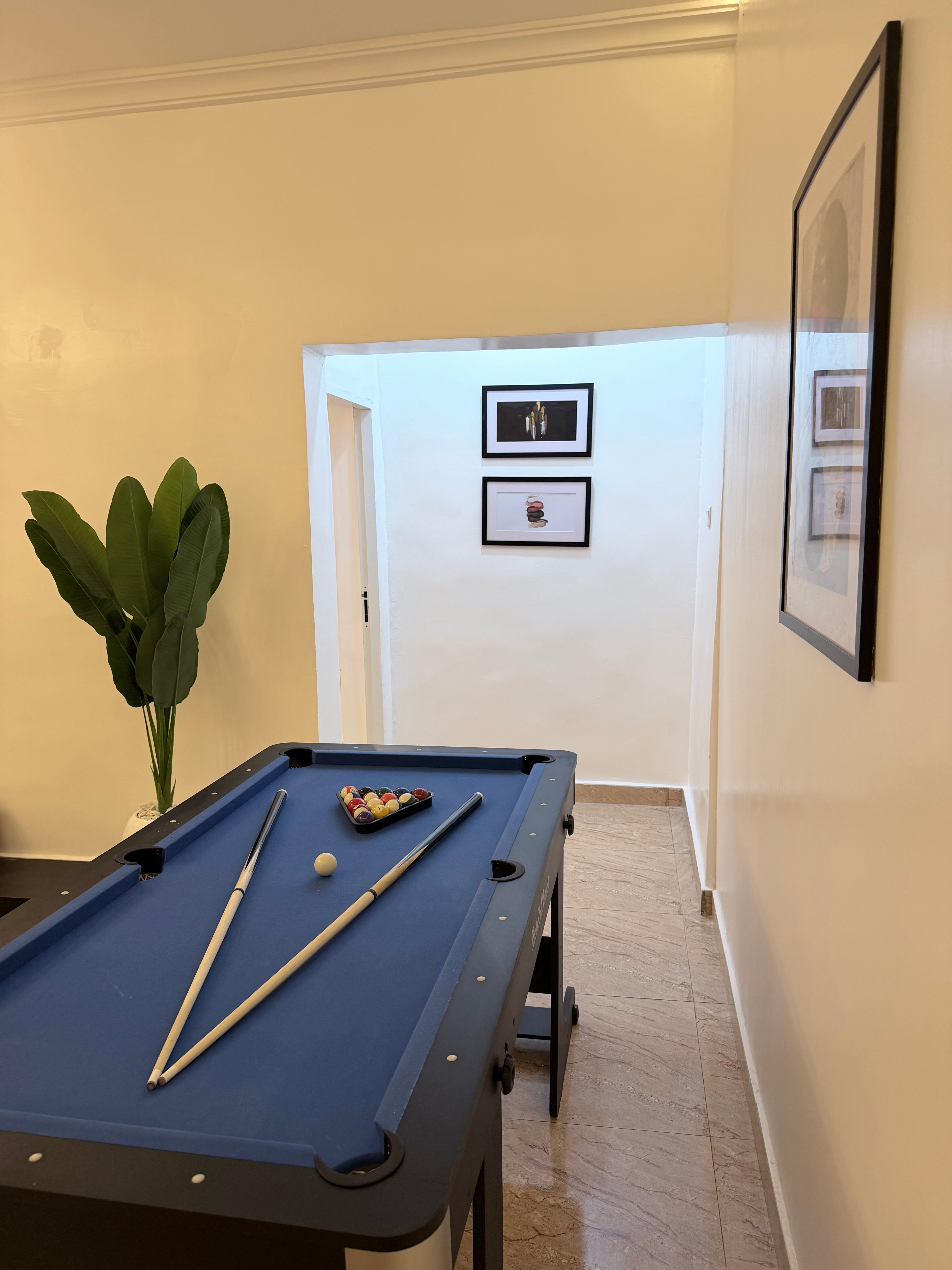 1-Bedroom Apartment with Snooker Table – Wuye