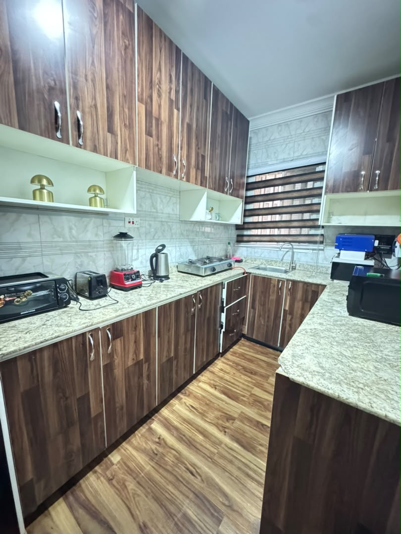 Luxury 1-Bedroom Apartment – Wuse 2, Abuja

₦1,950,000 per month