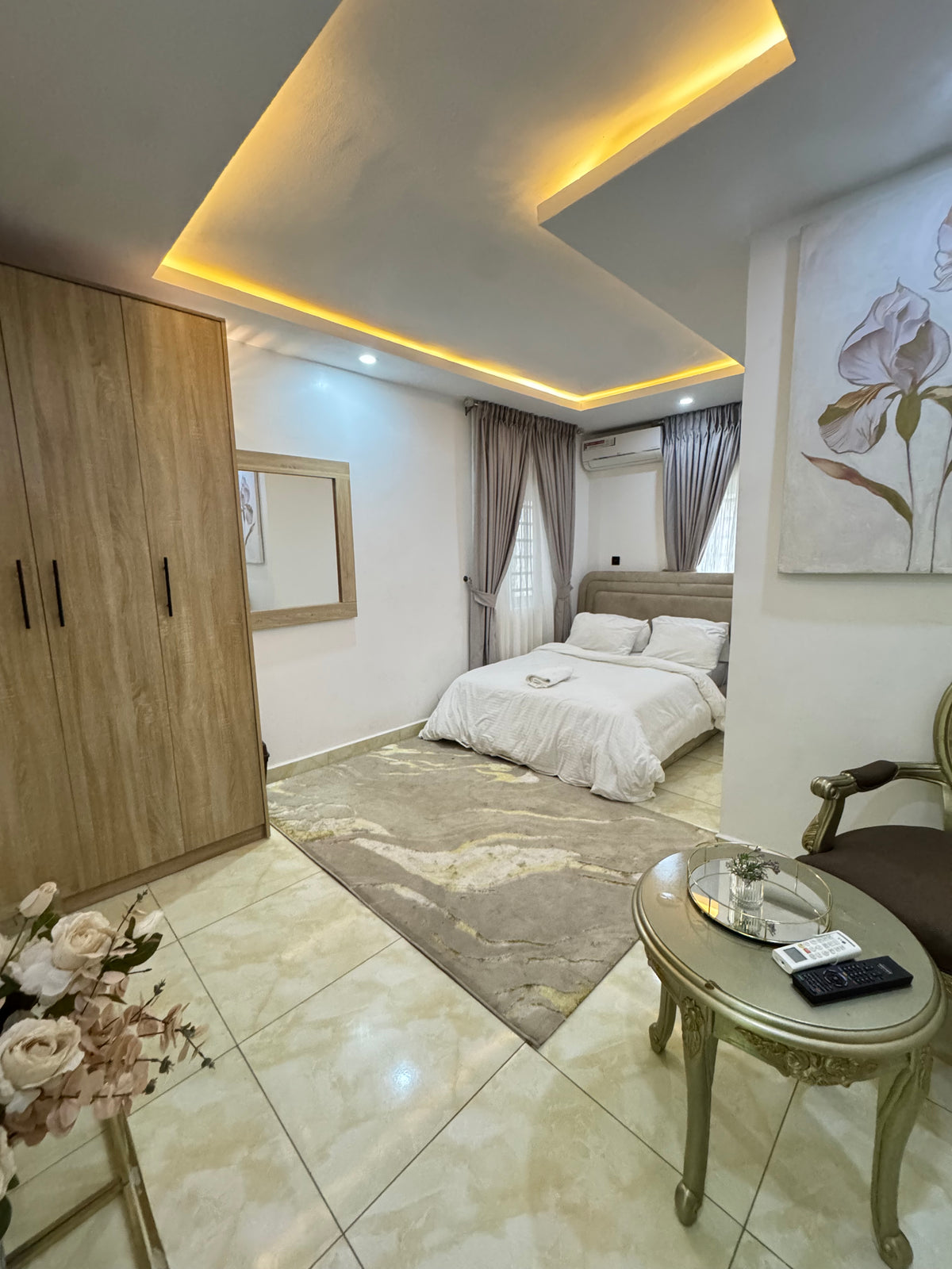 Luxury 2_bedroom Apartment Jahi
