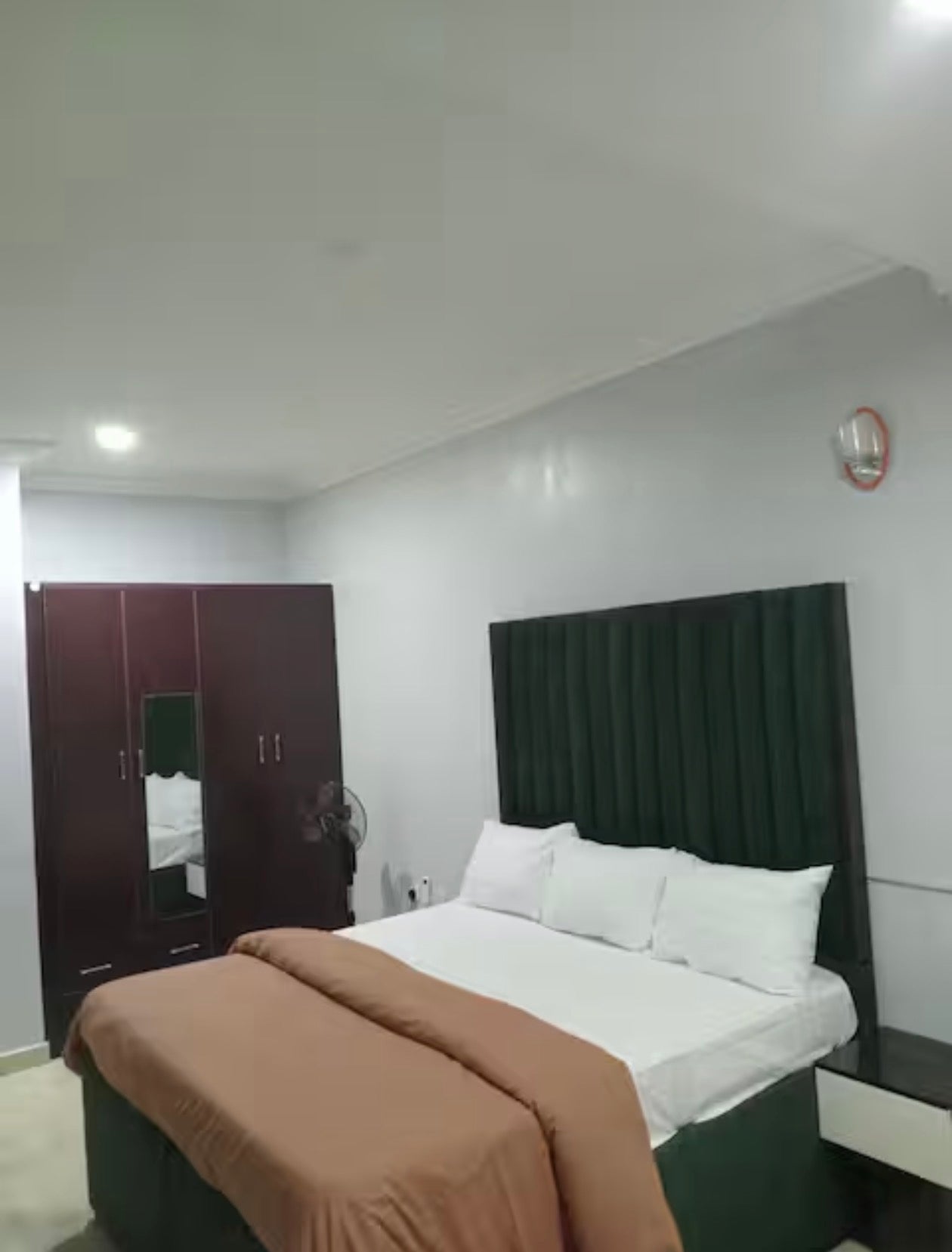 Classic single room