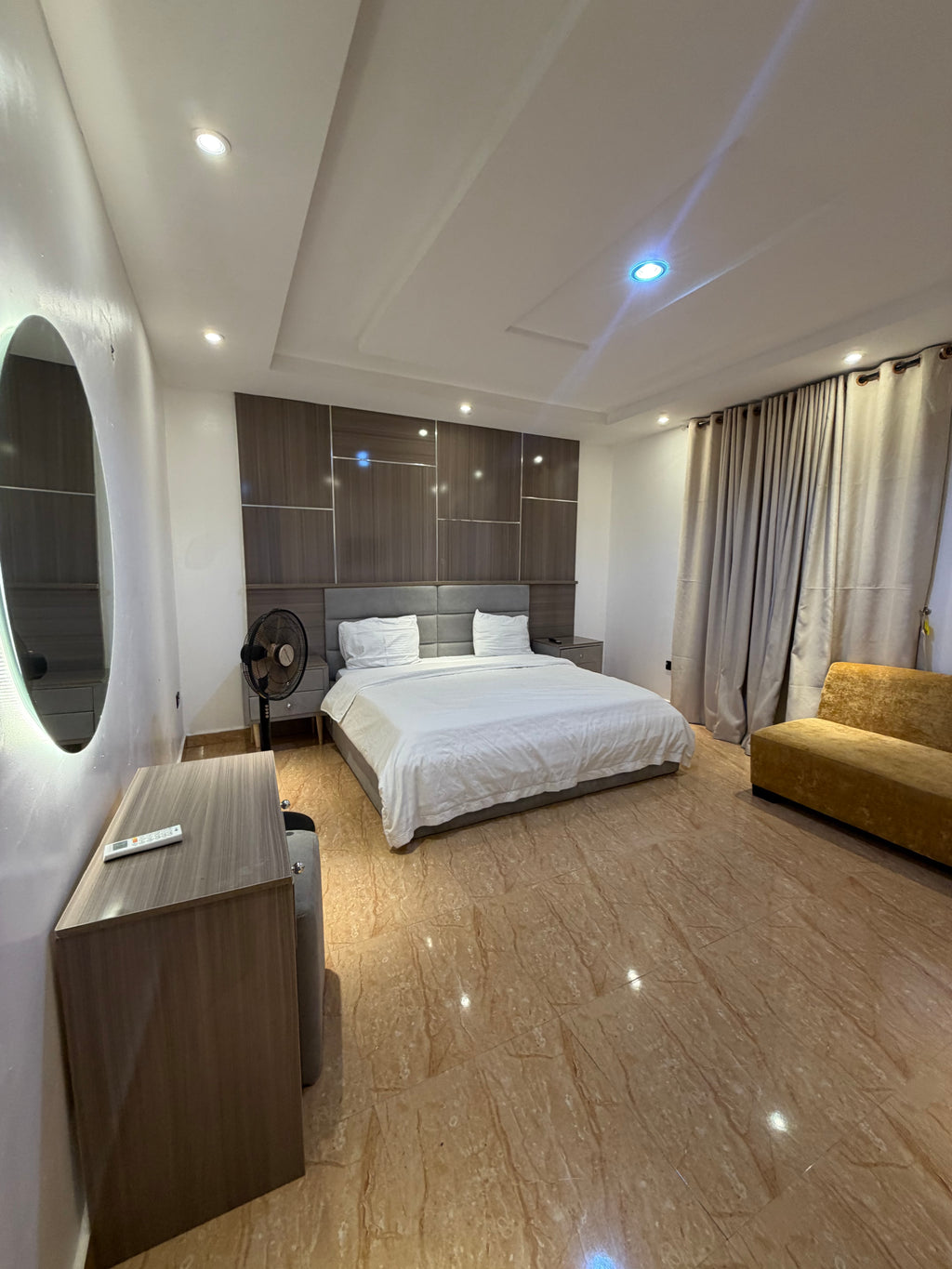 Jahi 1 bedroom flat 3