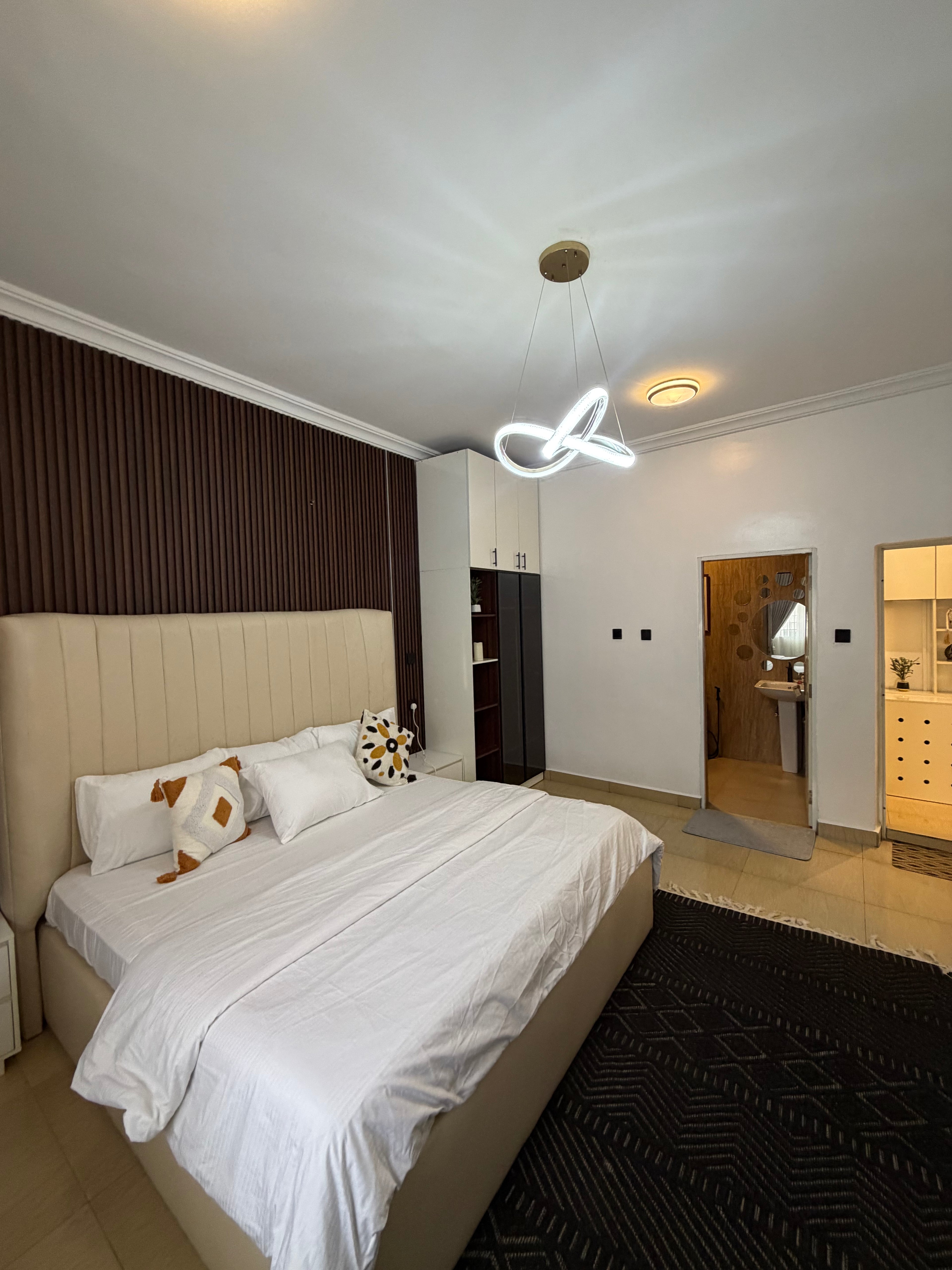 Luxury 1 bedroom Wuye