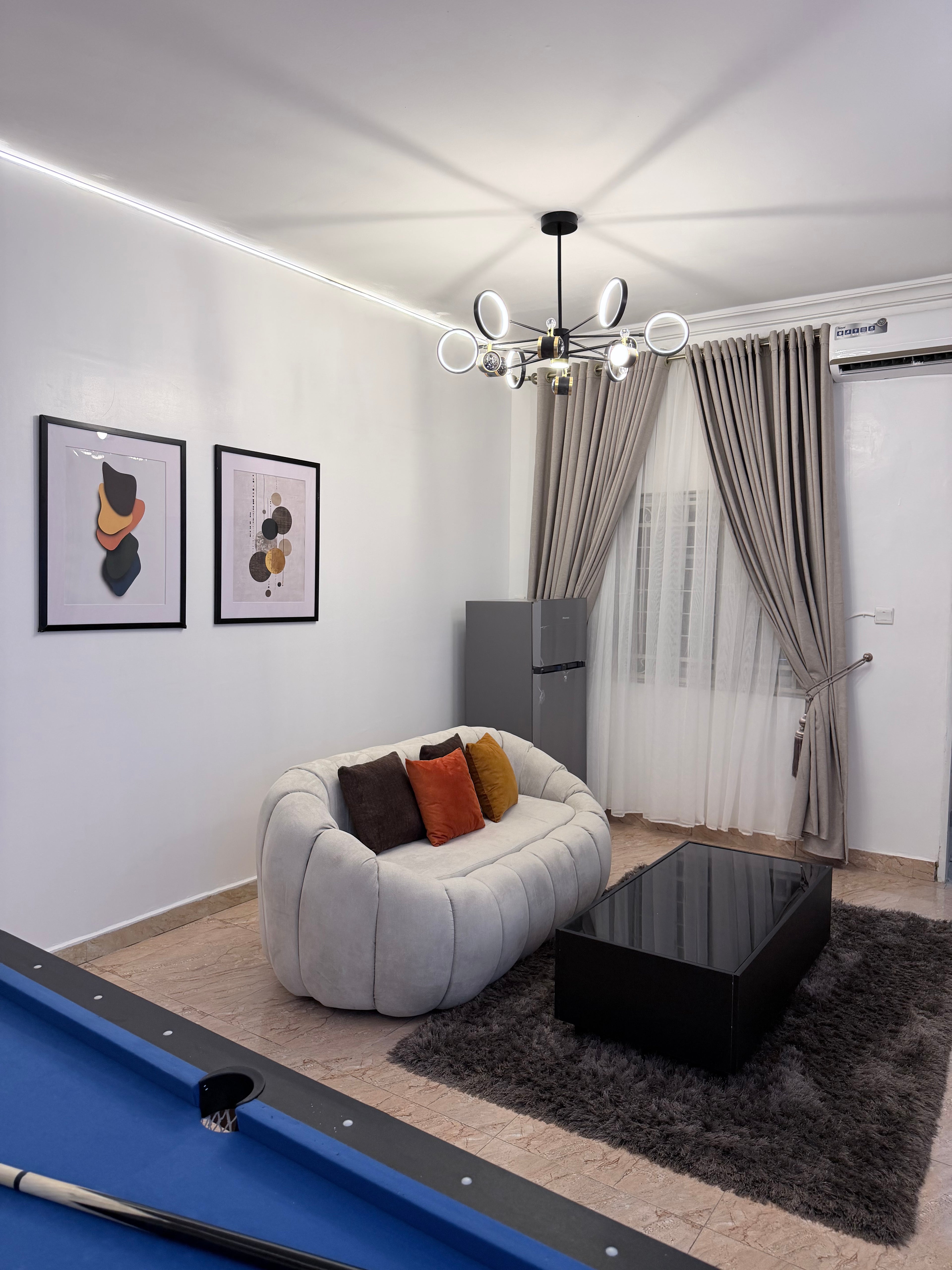 1-Bedroom Apartment with Snooker Table – Wuye