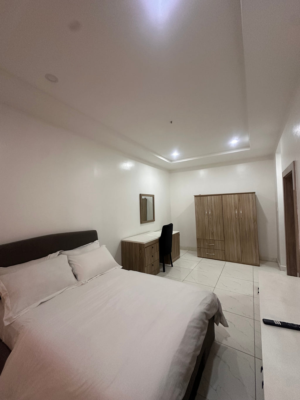 Single room with kitchen and sitting room