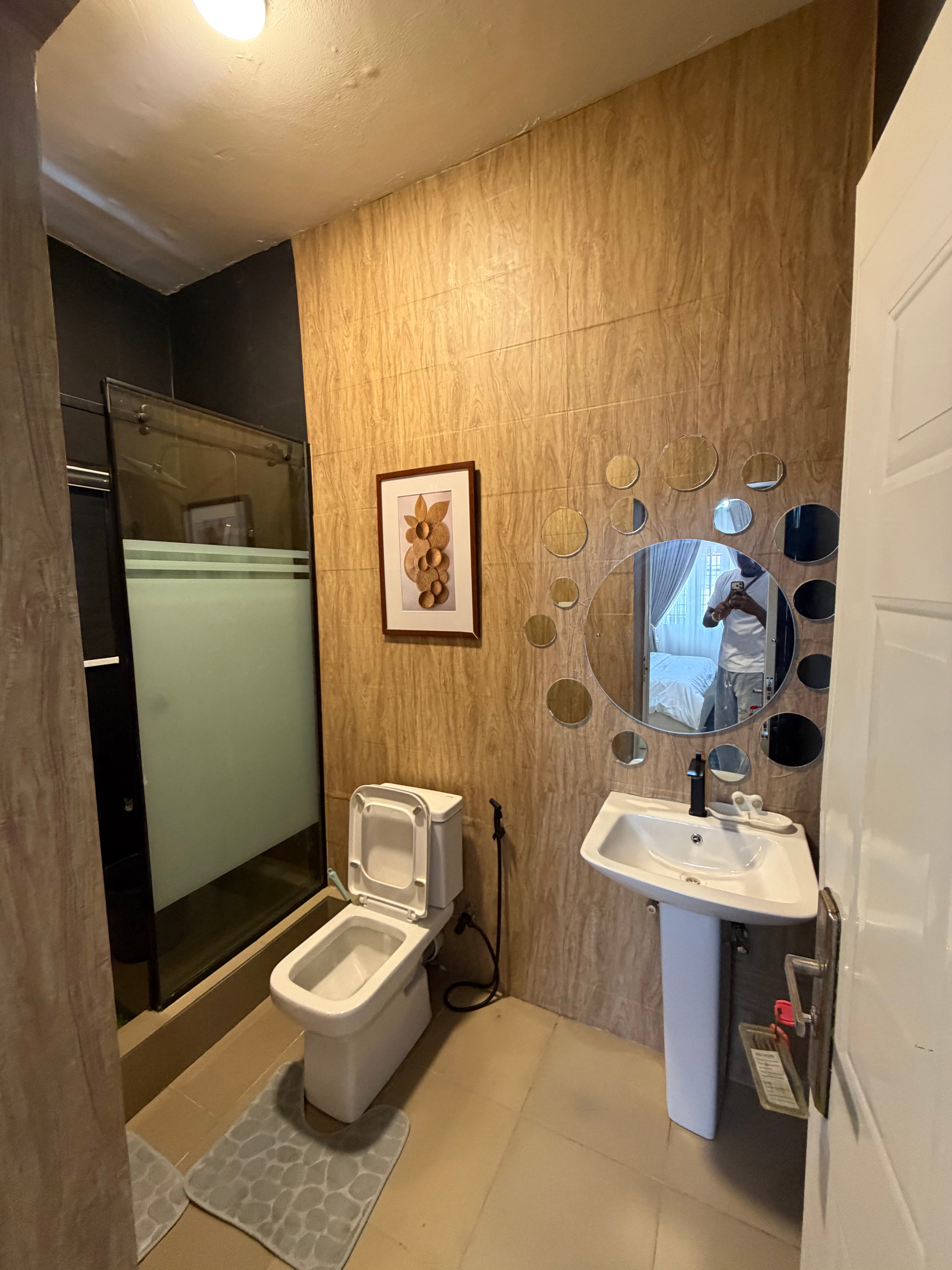 Luxury 1 bedroom Wuye