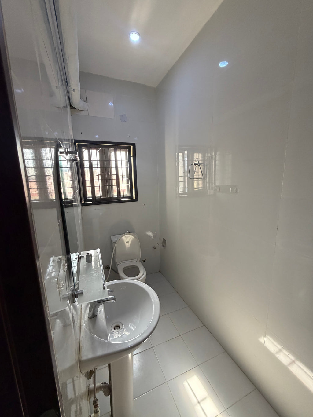 Studio Apartment – Area 3, Garki, Abuja

₦1,200,000 per month