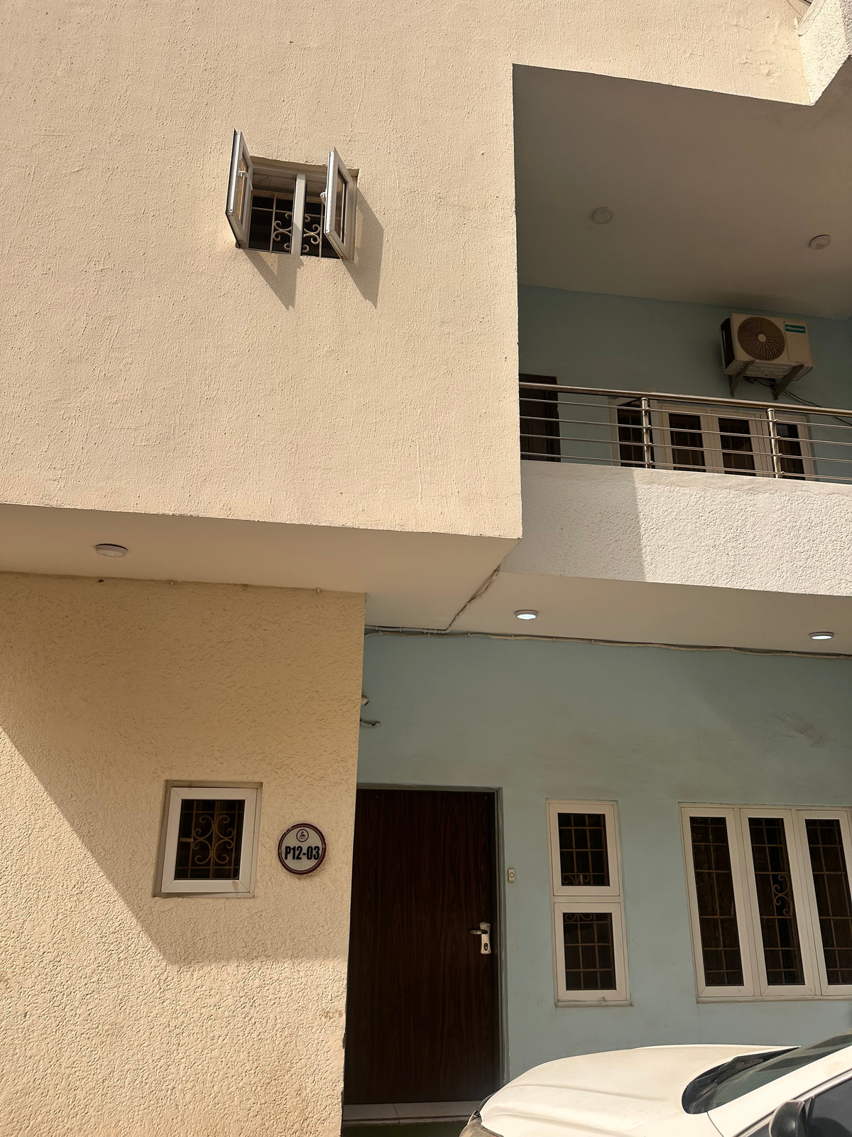 Luxury Single Room Apartment with Extra Sitting Room, Kitchen & Balcony – 3rd Floor, Wuye, Abuja