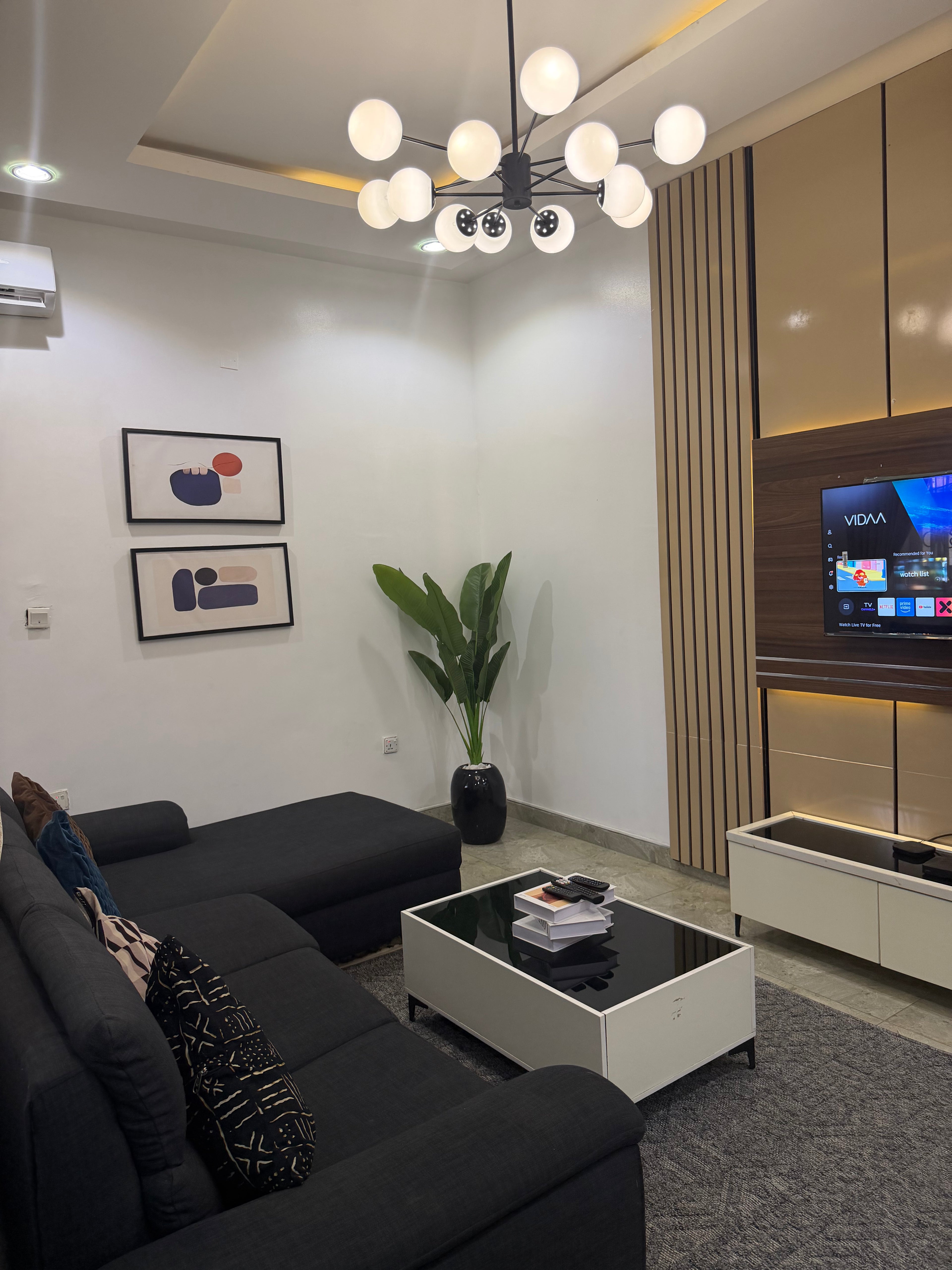 1-Bedroom Apartment – Jahi (By Gilmore)