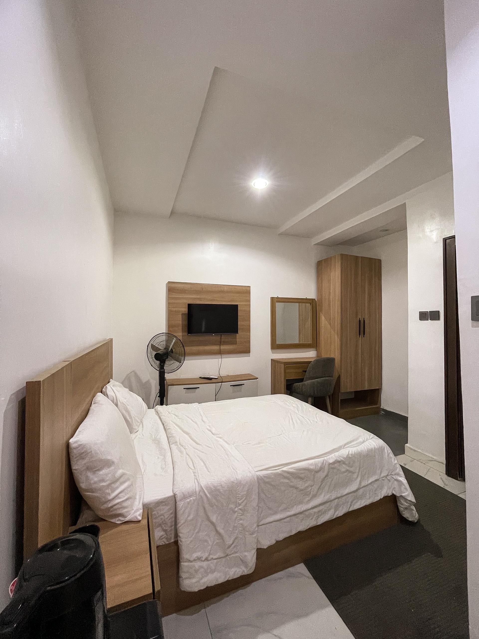 Single room Wuye WiFi 24 hours electricity