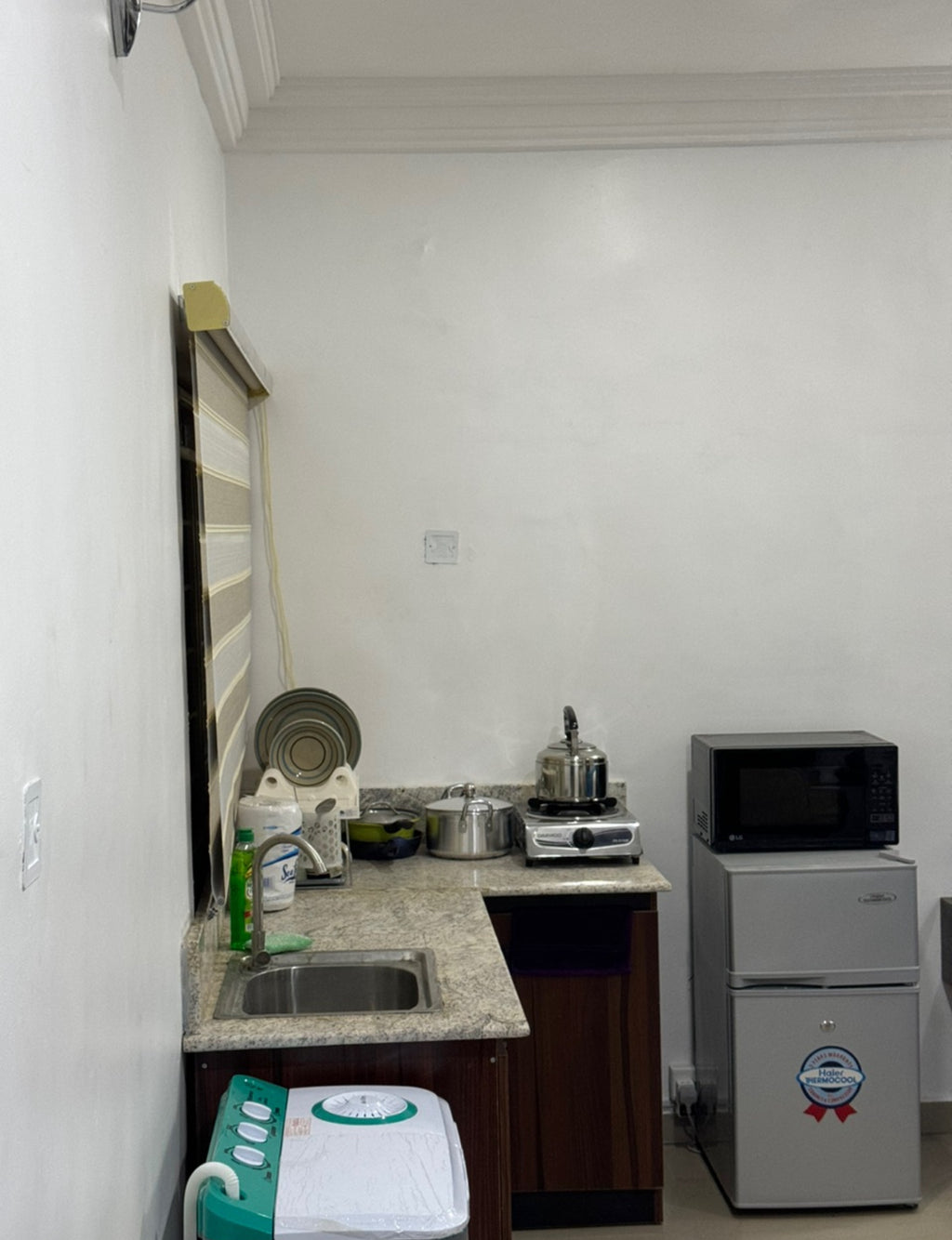Studio apartment in Wuye 24h light WiFi washing machine