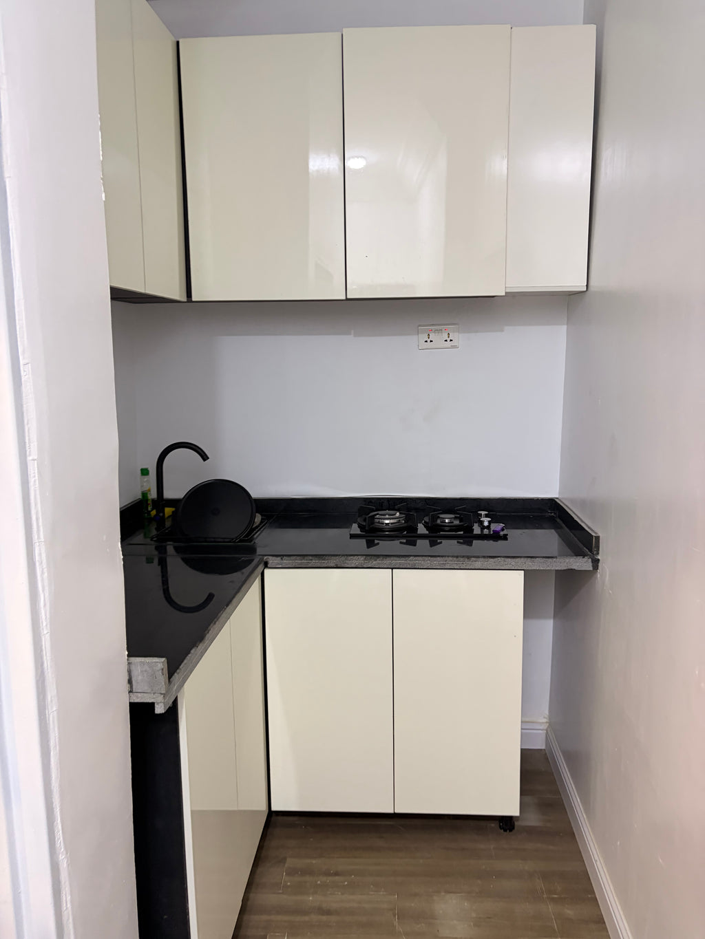 Big studio apt- utako