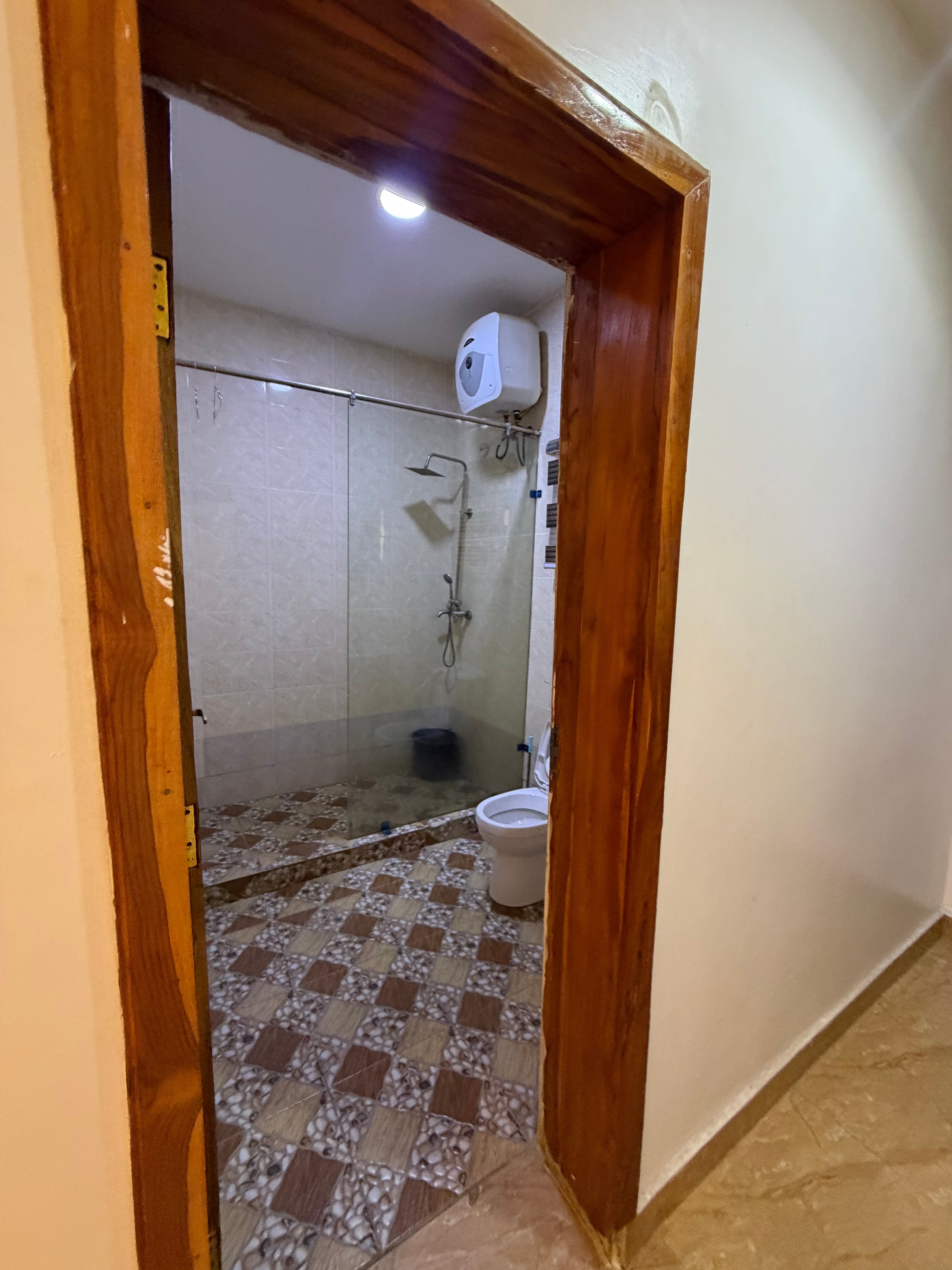 Jahi 1 bedroom flat 3