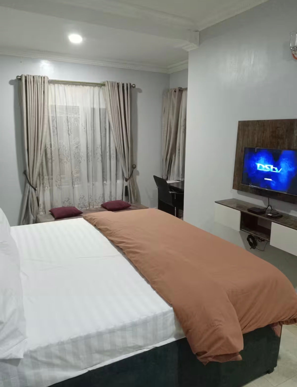 Classic single room