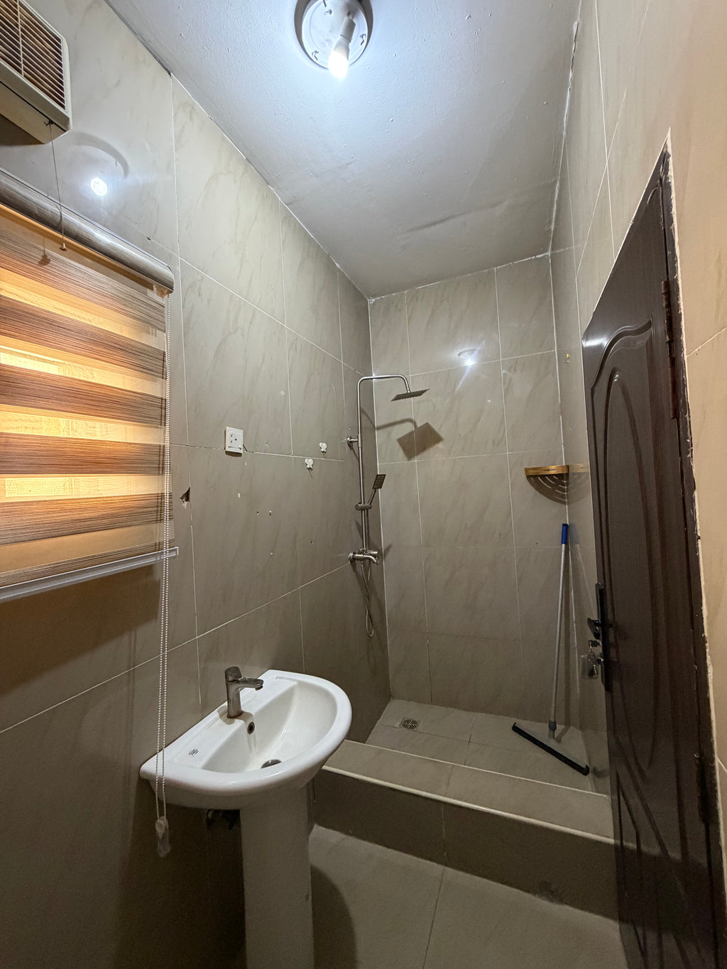 Luxury 1-Bedroom Apartment – Utako, Abuja