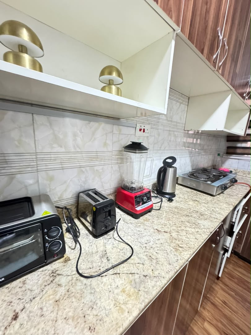 Luxury 1-Bedroom Apartment – Wuse 2, Abuja

₦1,950,000 per month