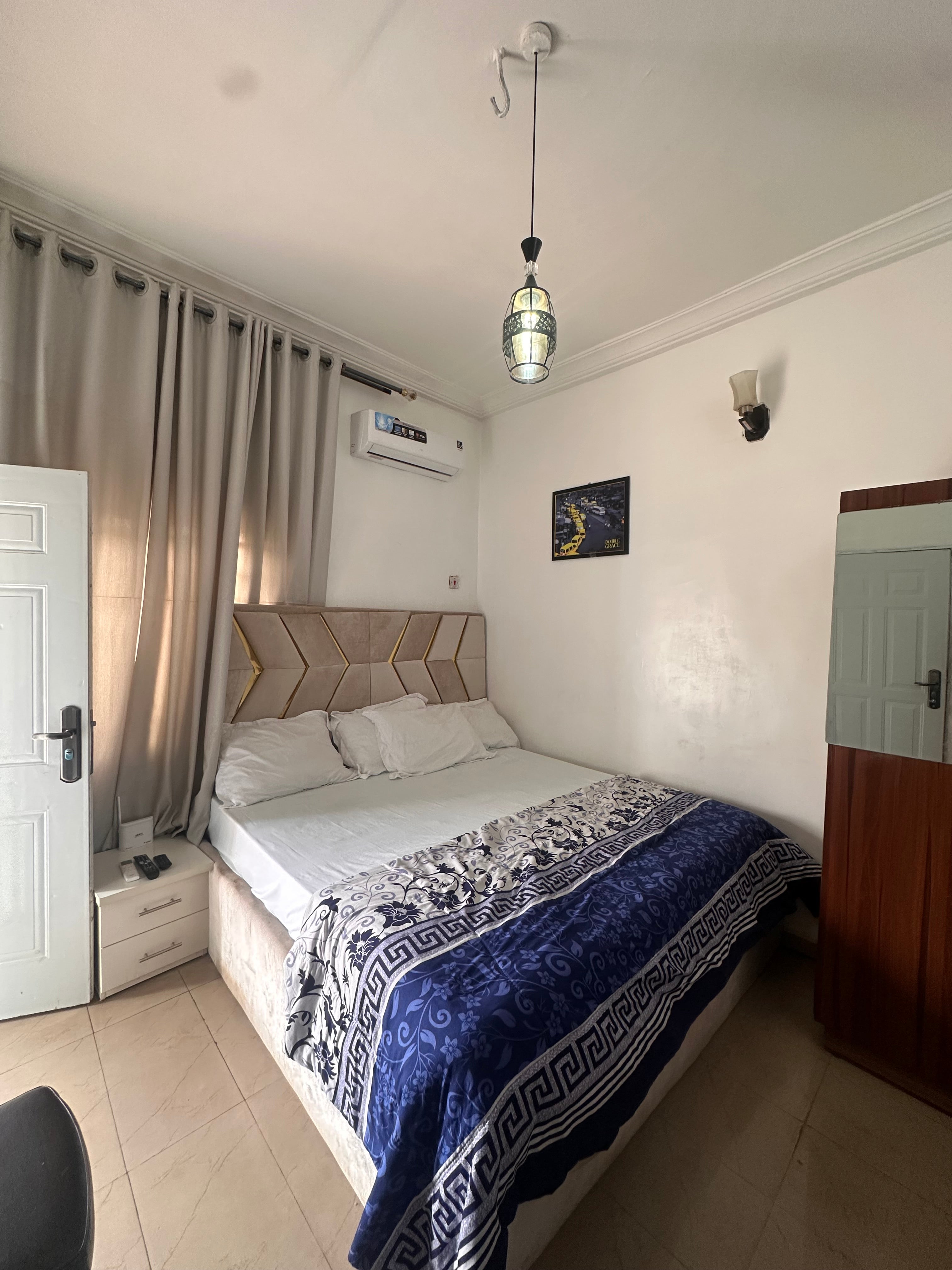 Comfortable studio apartment in Wuye 24 hours electricity WiFi security