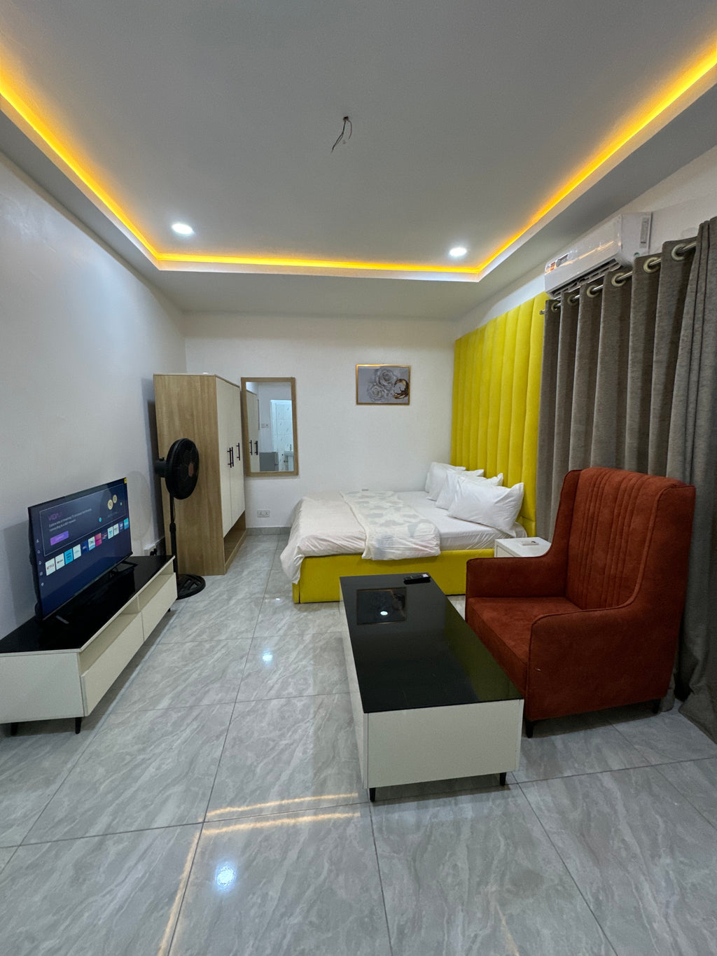 Studio Apartment – 4th Floor, Utako