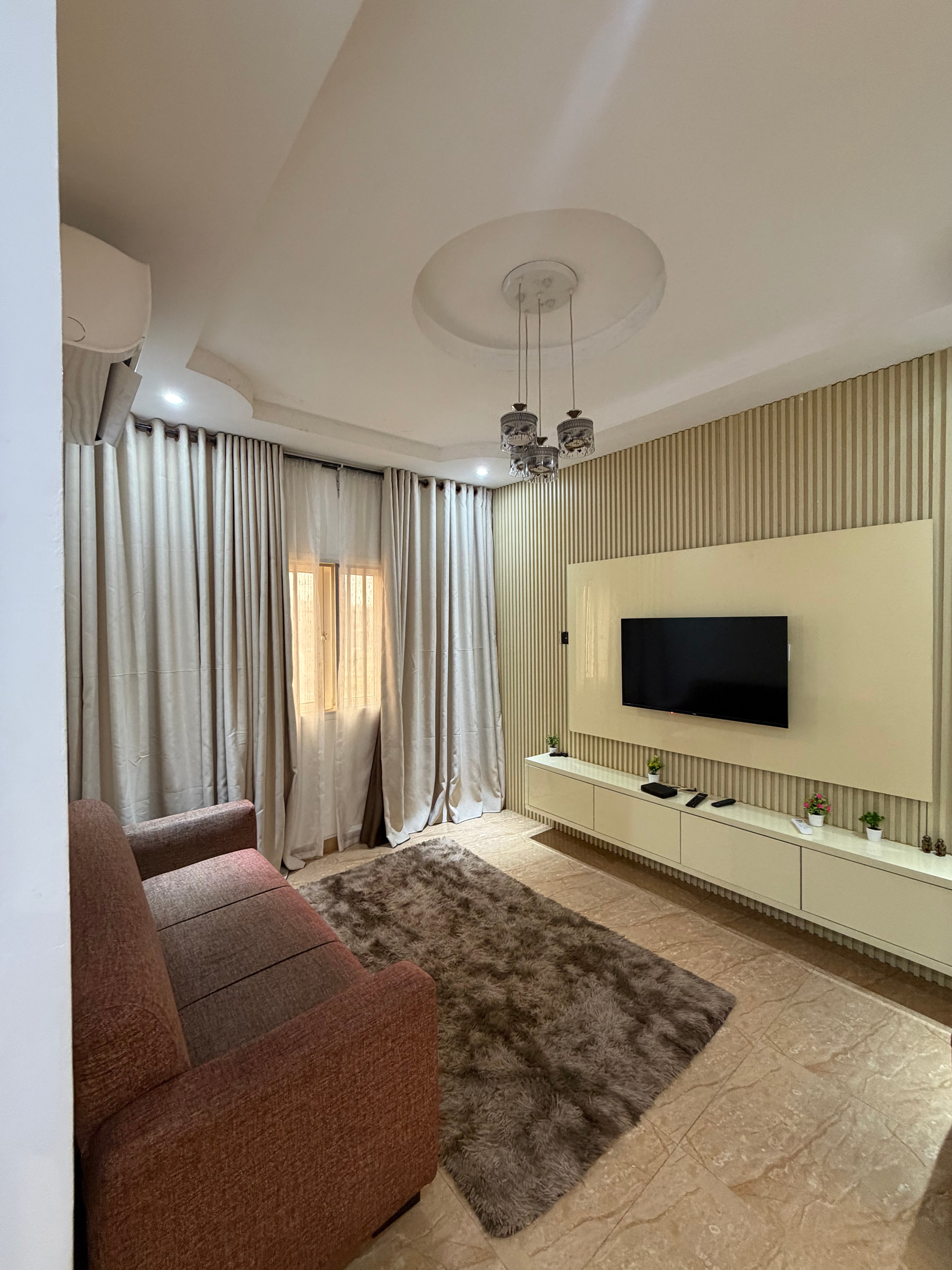 Jahi 1 bedroom flat 3