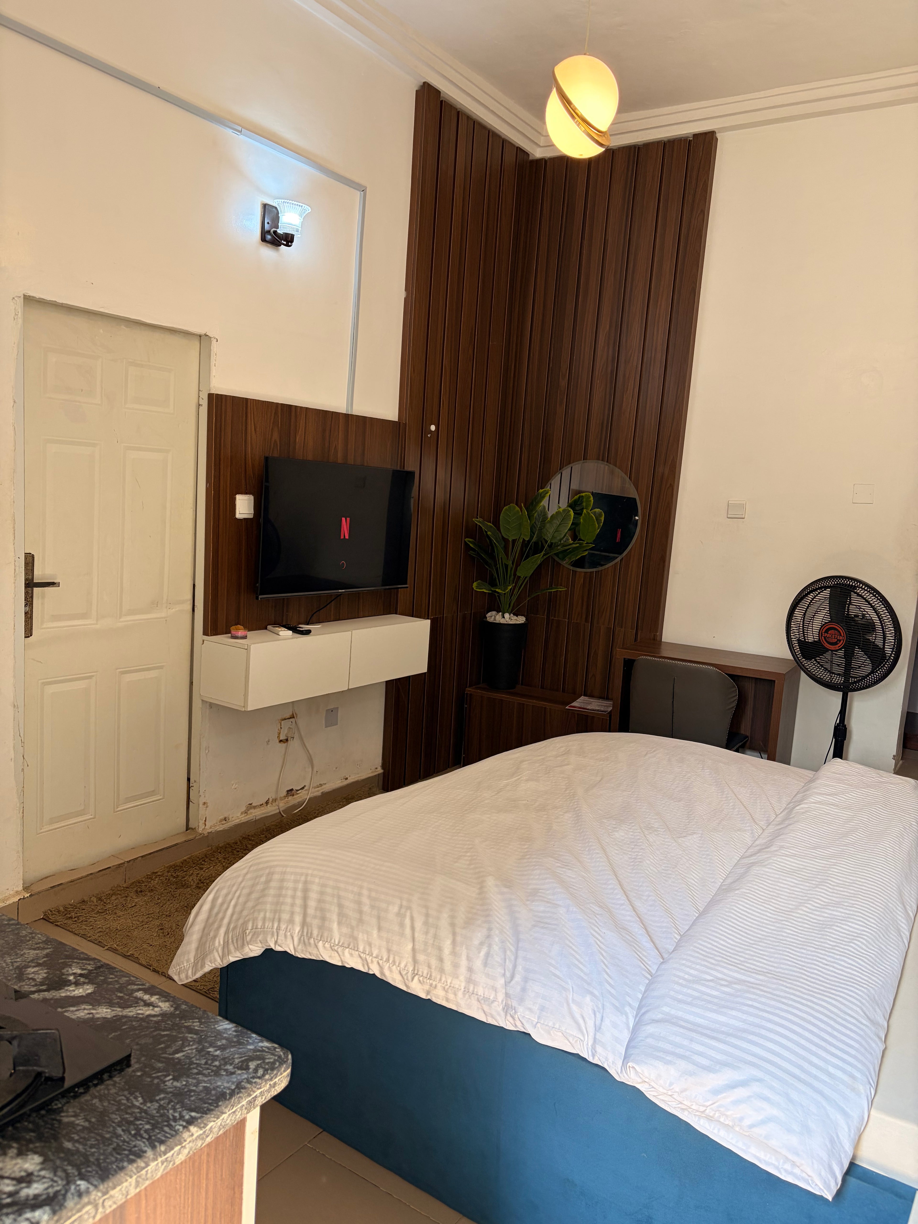 Studio apt-Wuye
