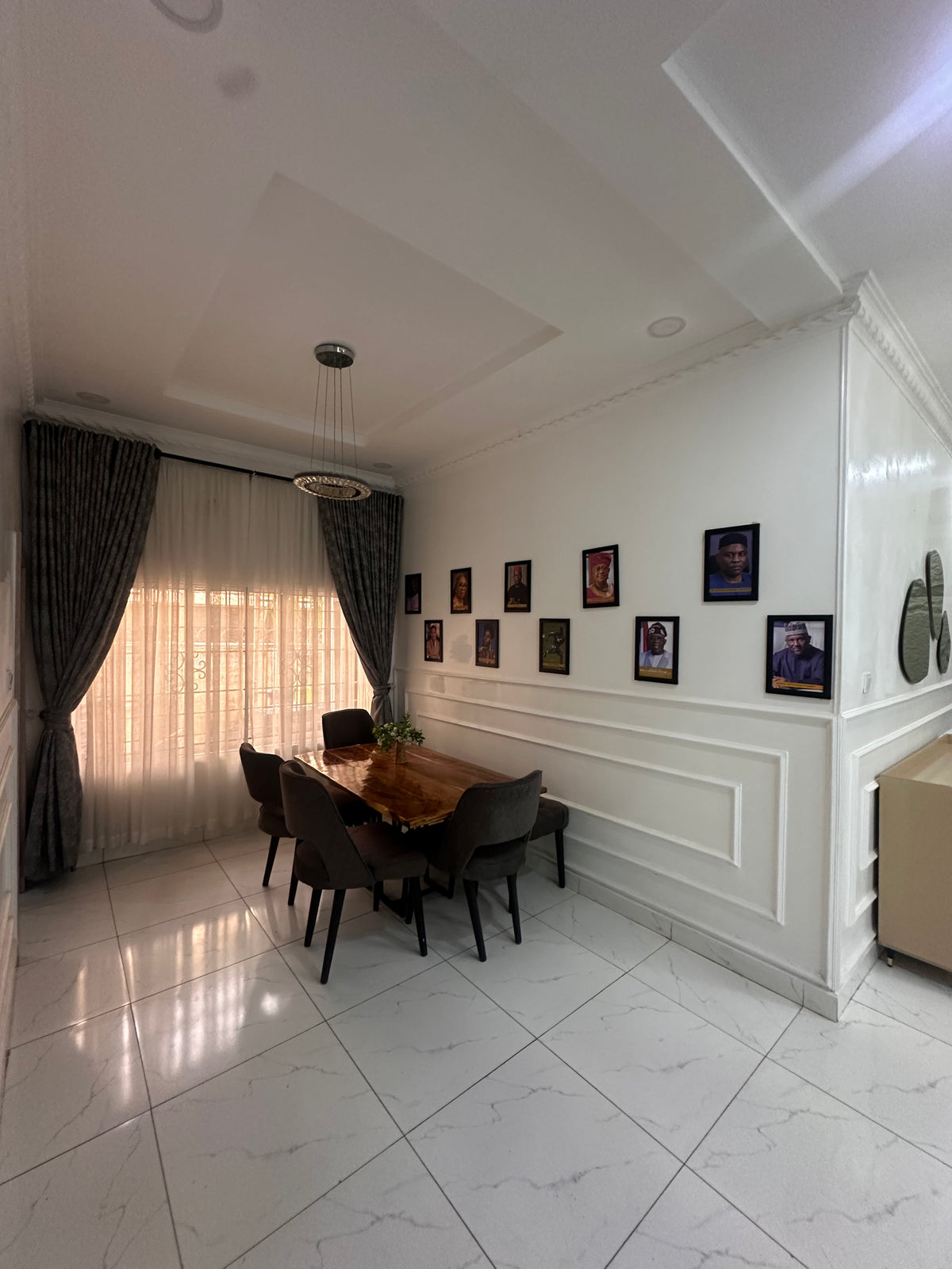 Luxury Single Room Apartment with Extra Sitting Room, Kitchen & Balcony – 3rd Floor, Wuye, Abuja