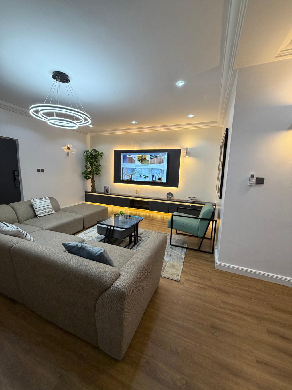 Luxury 1-Bedroom Apartment – Utako, Abuja