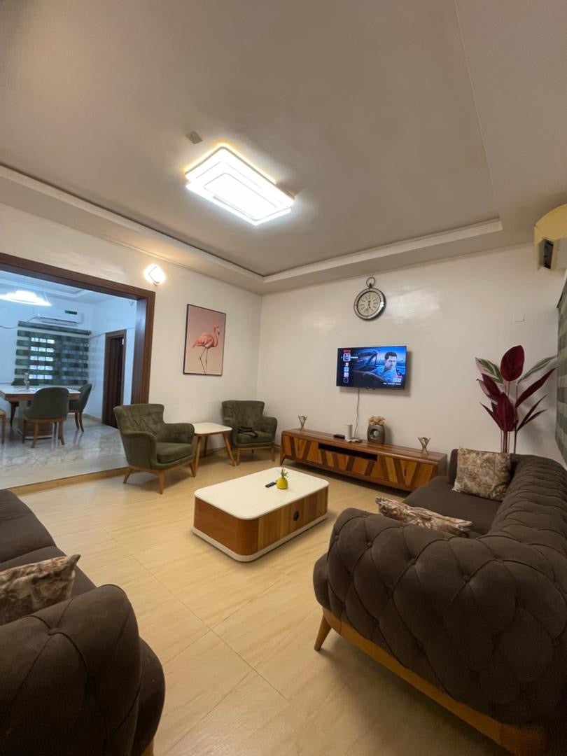 Family-Friendly 2-Bedroom Apartment – Wuye