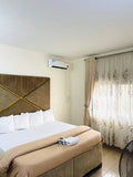 2 bed wuse highbrow area WiFi 24 hours power