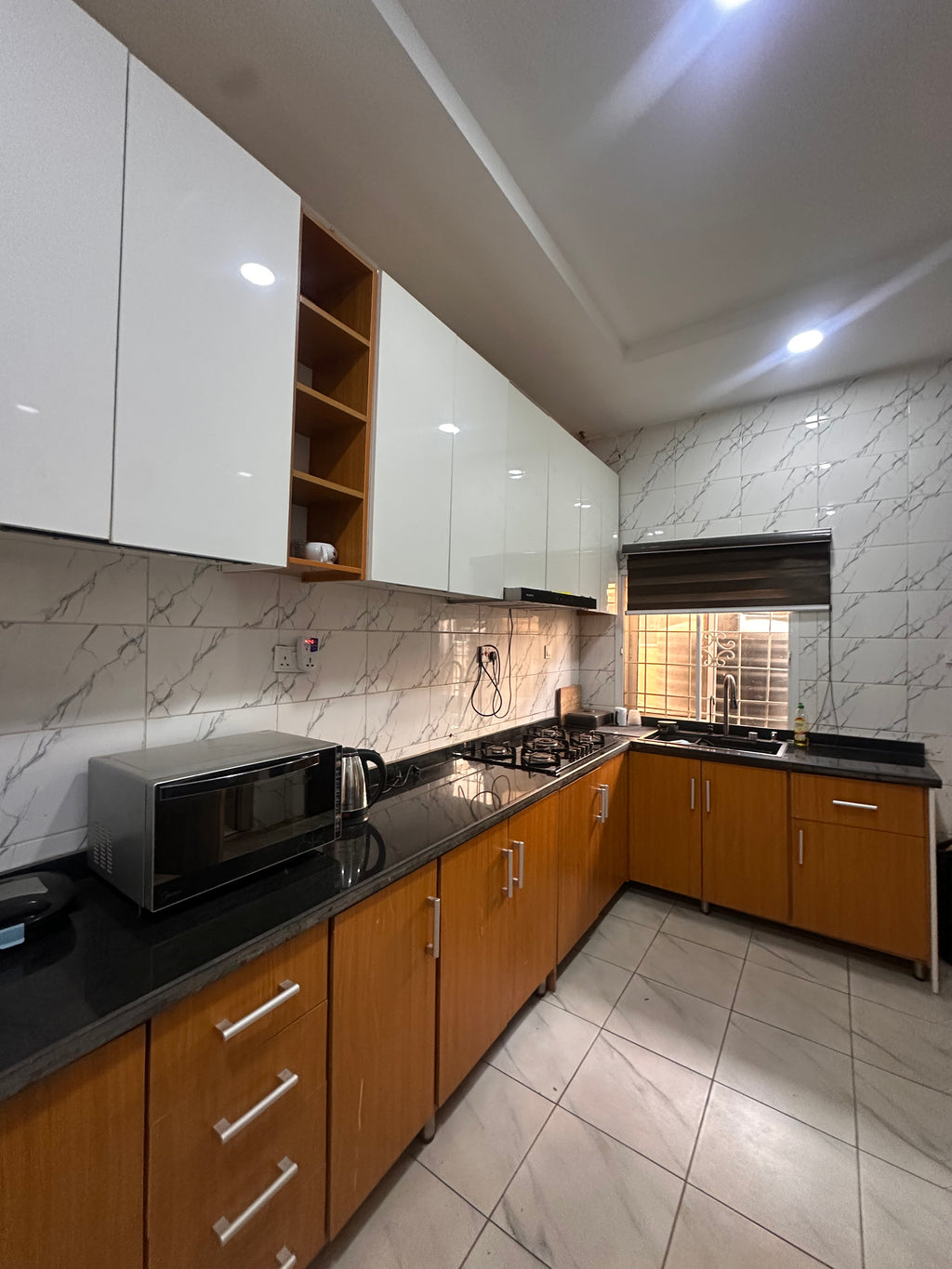 Single room with kitchen and sitting room
