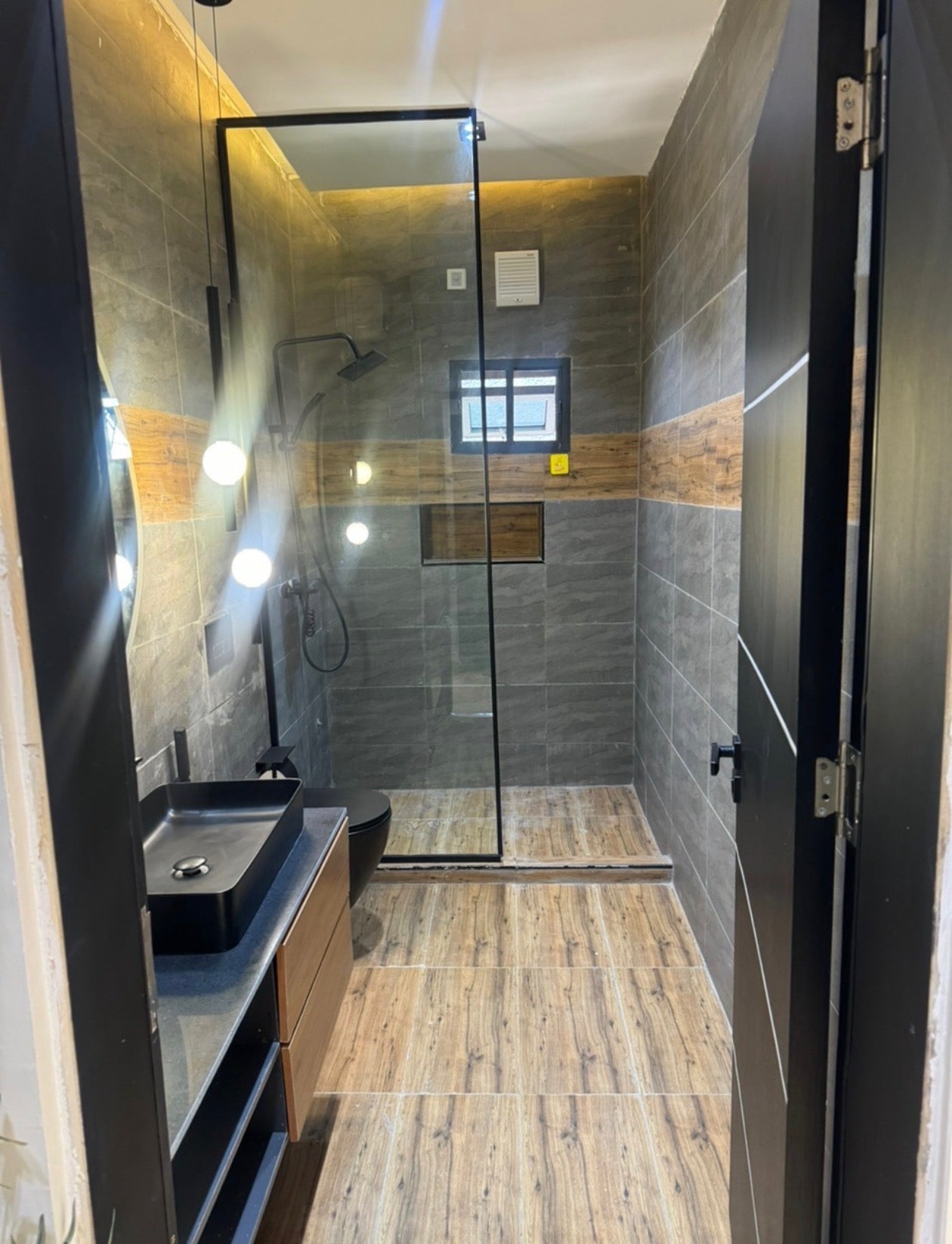 Luxury 2 bedroom katampe