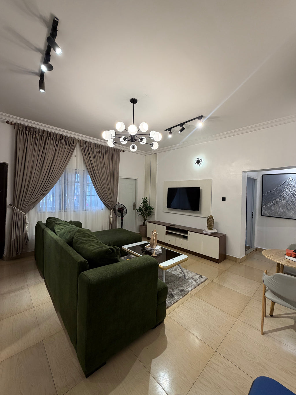 Luxury 1 bedroom Wuye