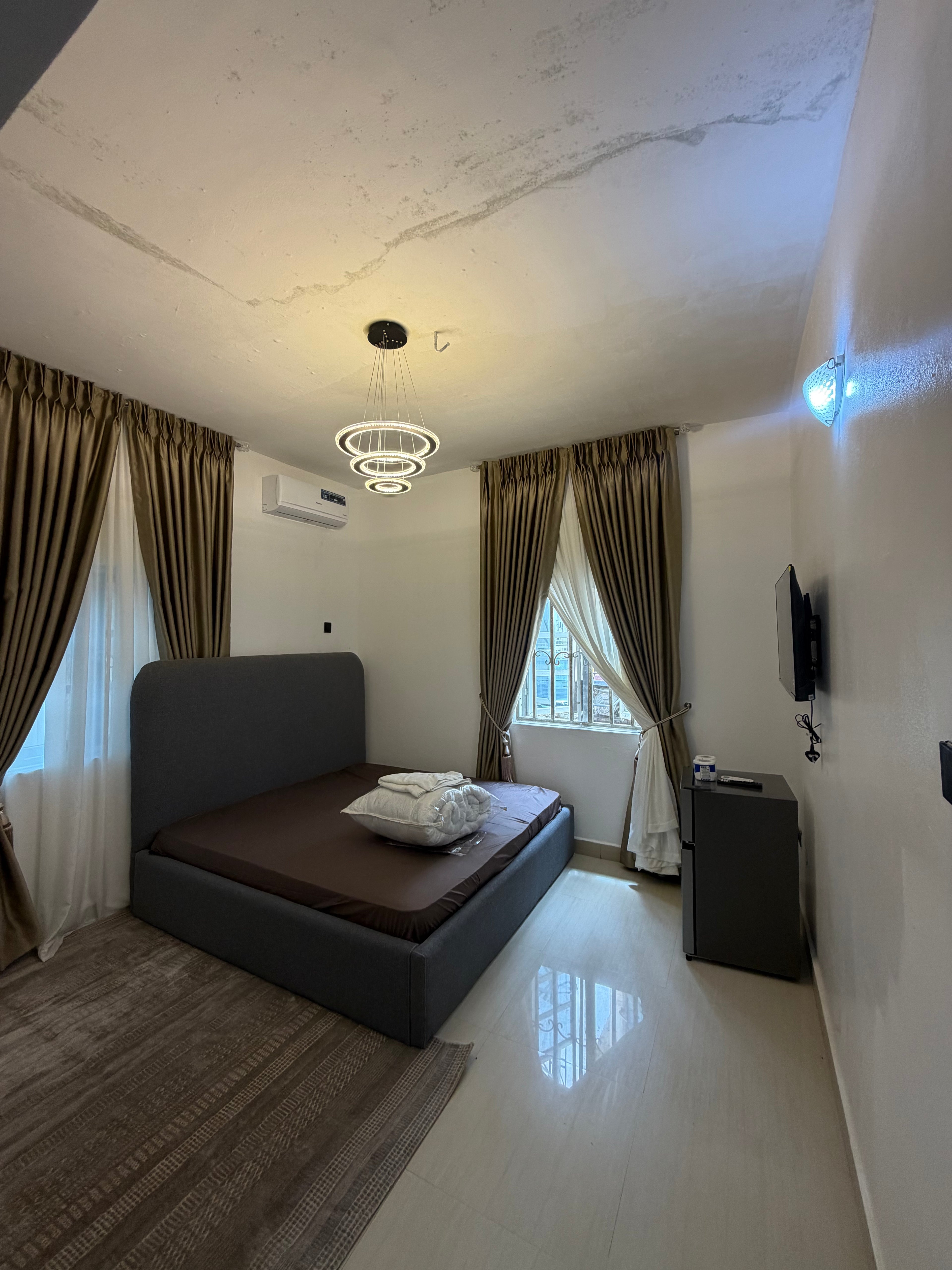 Luxury 2-Bedroom Apartment – Wuye, Abuja
₦3,000,000 per month