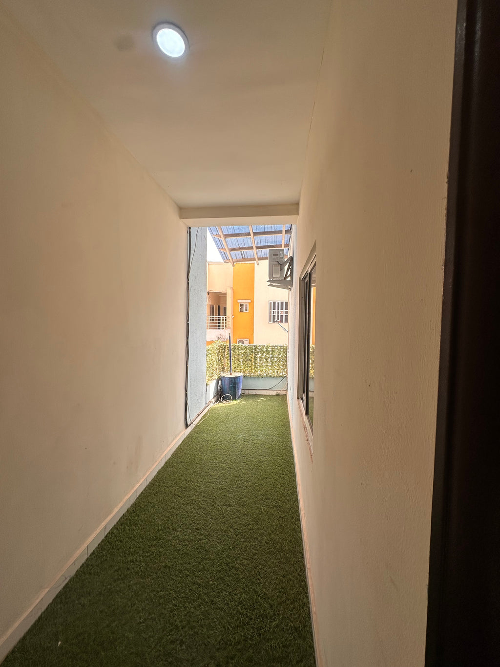 Luxury Single Room Apartment with Extra Sitting Room, Kitchen & Balcony – 3rd Floor, Wuye, Abuja