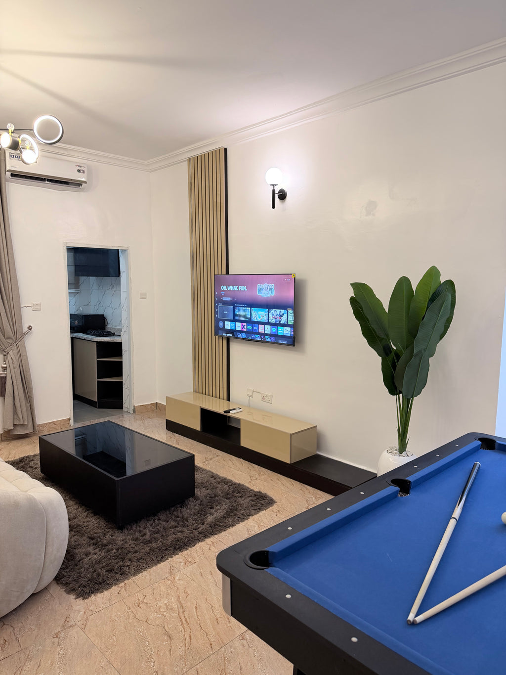 1-Bedroom Apartment with Snooker Table – Wuye